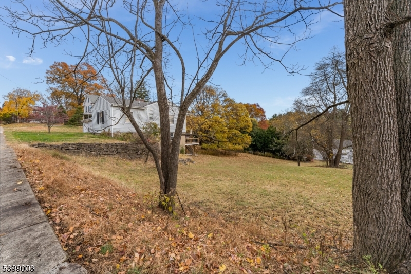 Boonton, New Jersey, 07005, United States, 3 Bedrooms Bedrooms, ,2 BathroomsBathrooms,Residential,For Sale,1998669