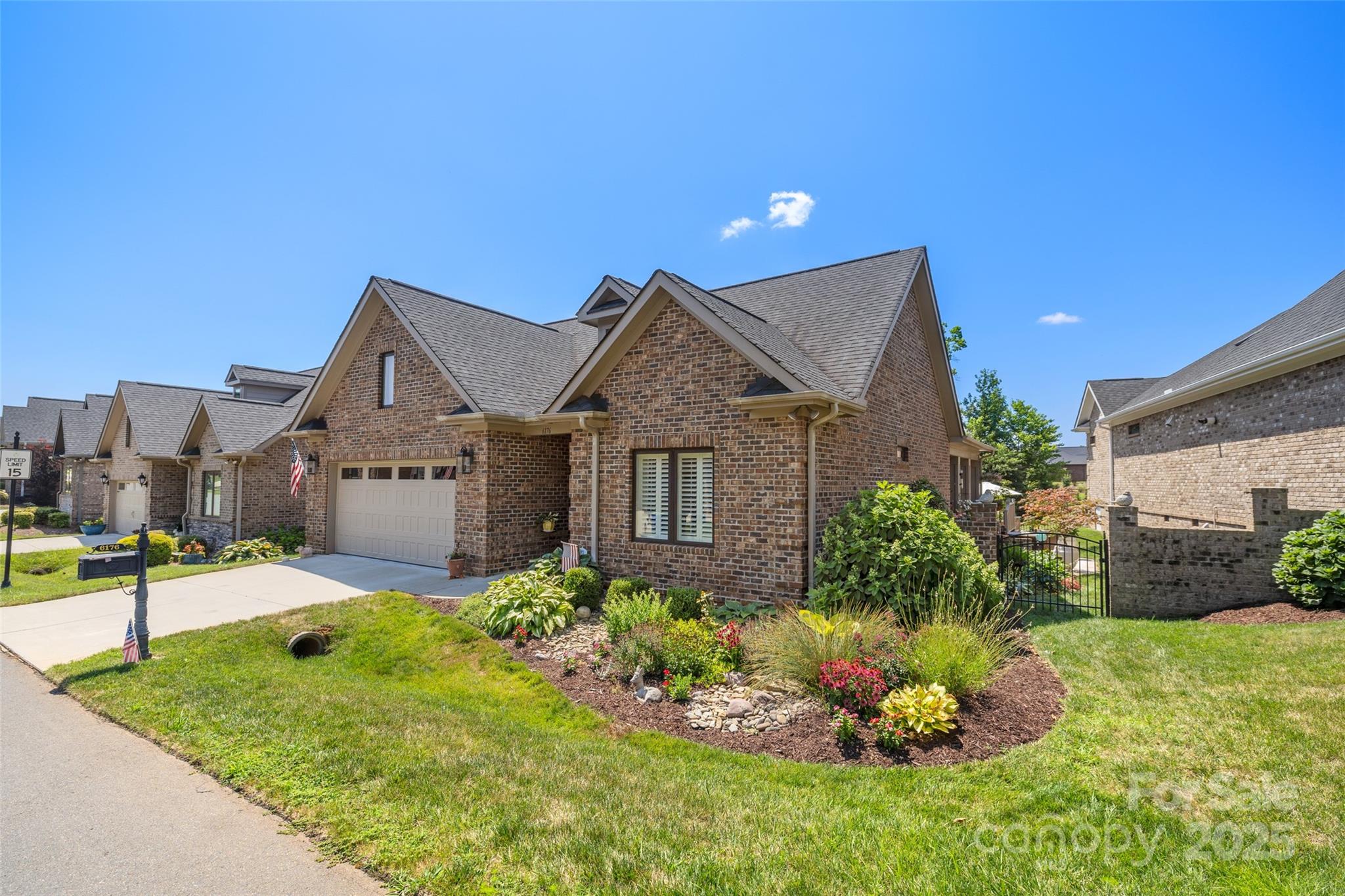 Denver, North Carolina, 28037, United States, 3 Bedrooms Bedrooms, ,2 BathroomsBathrooms,Residential,For Sale,1885943