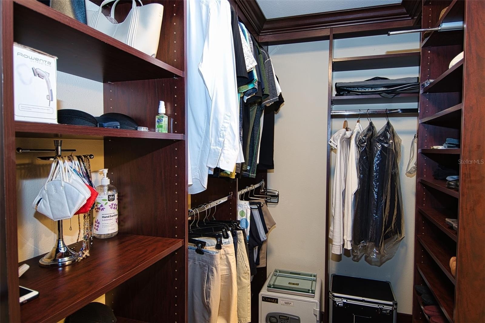 CLEARWATER BEACH, Florida, 33767, United States, 3 Bedrooms Bedrooms, ,3 BathroomsBathrooms,Residential,For Sale,1976506