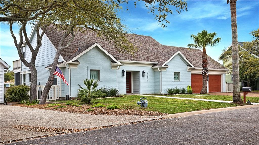 Rockport, Texas, 78382, United States, 3 Bedrooms Bedrooms, ,4 BathroomsBathrooms,Residential,For Sale,1892690