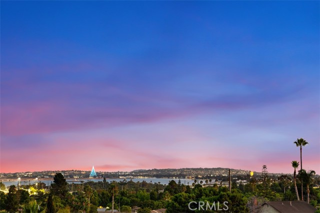 San Diego, California, 92109, United States, 4 Bedrooms Bedrooms, ,3 BathroomsBathrooms,Residential,For Sale,1974655