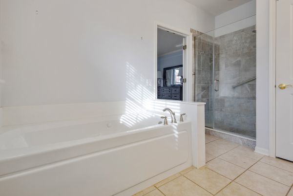 Huntley, Illinois, 60142, United States, 2 Bedrooms Bedrooms, ,2 BathroomsBathrooms,Residential,For Sale,1989906