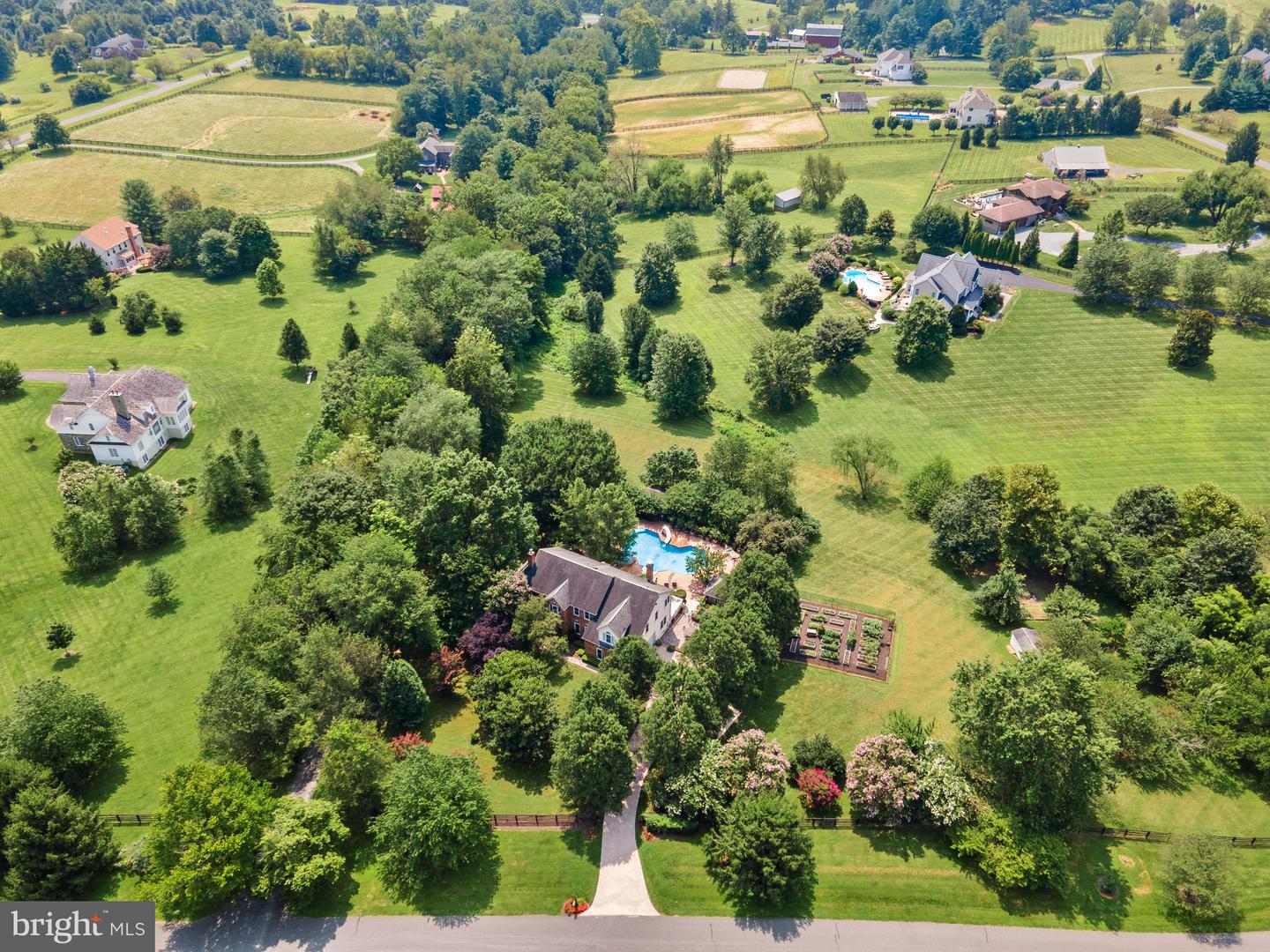 Waterford, Virginia, 20197, United States, 5 Bedrooms Bedrooms, ,4 BathroomsBathrooms,Residential,For Sale,1940957
