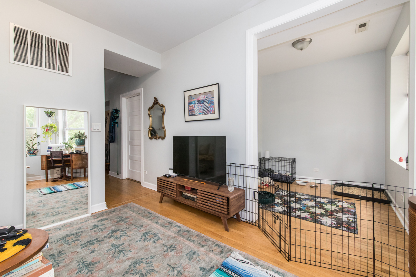 Chicago, Illinois, 60618, United States, 4 Bedrooms Bedrooms, ,2 BathroomsBathrooms,Residential,For Sale,1917452