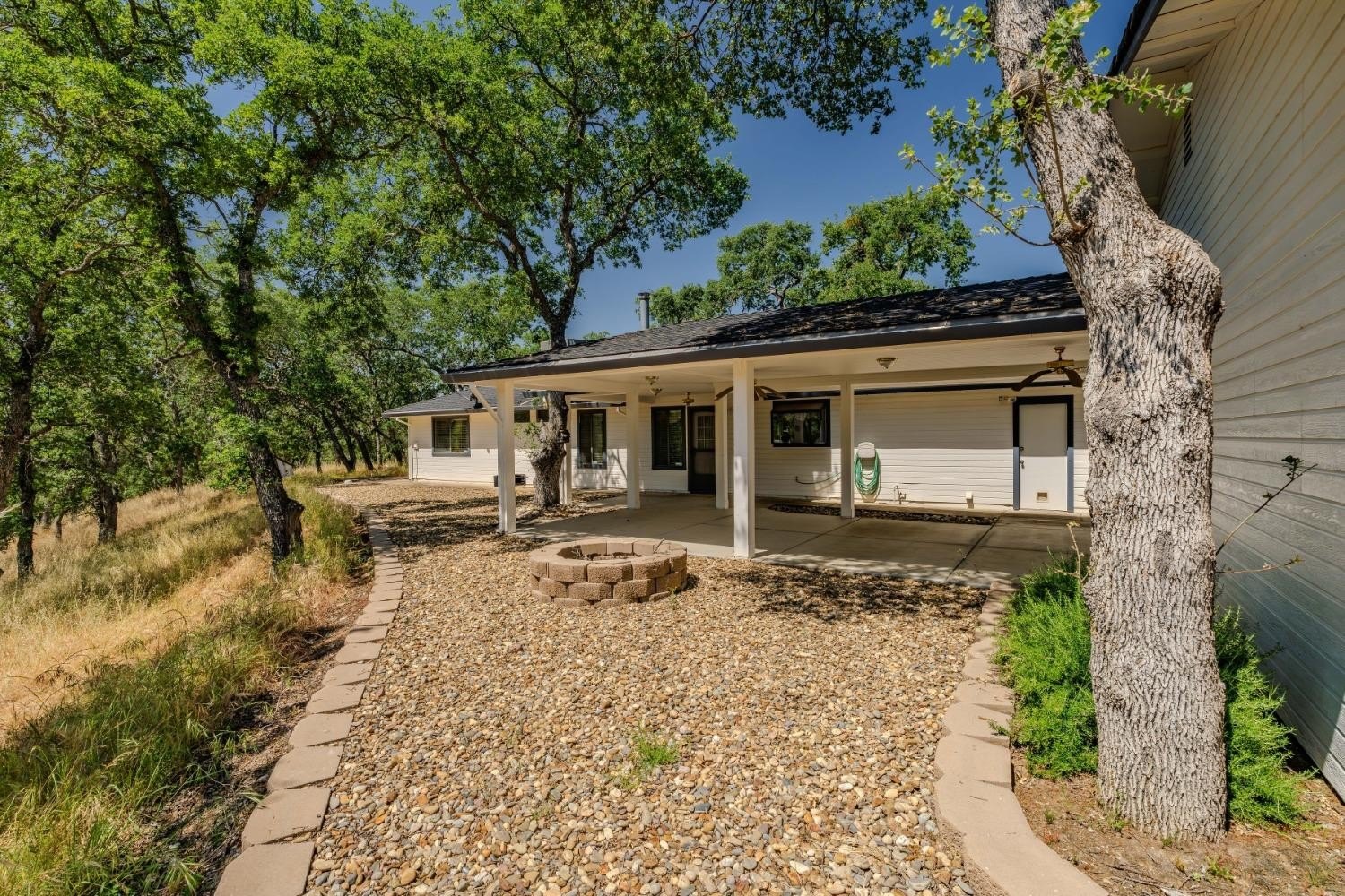 Valley Springs, California, 95252, United States, 3 Bedrooms Bedrooms, ,2 BathroomsBathrooms,Residential,For Sale,1944920