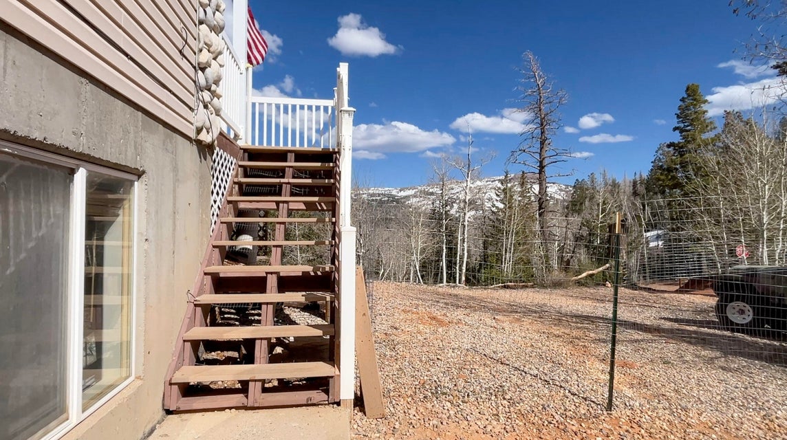 Brian Head, Utah, 84719, United States, 5 Bedrooms Bedrooms, ,3 BathroomsBathrooms,Residential,For Sale,1951004