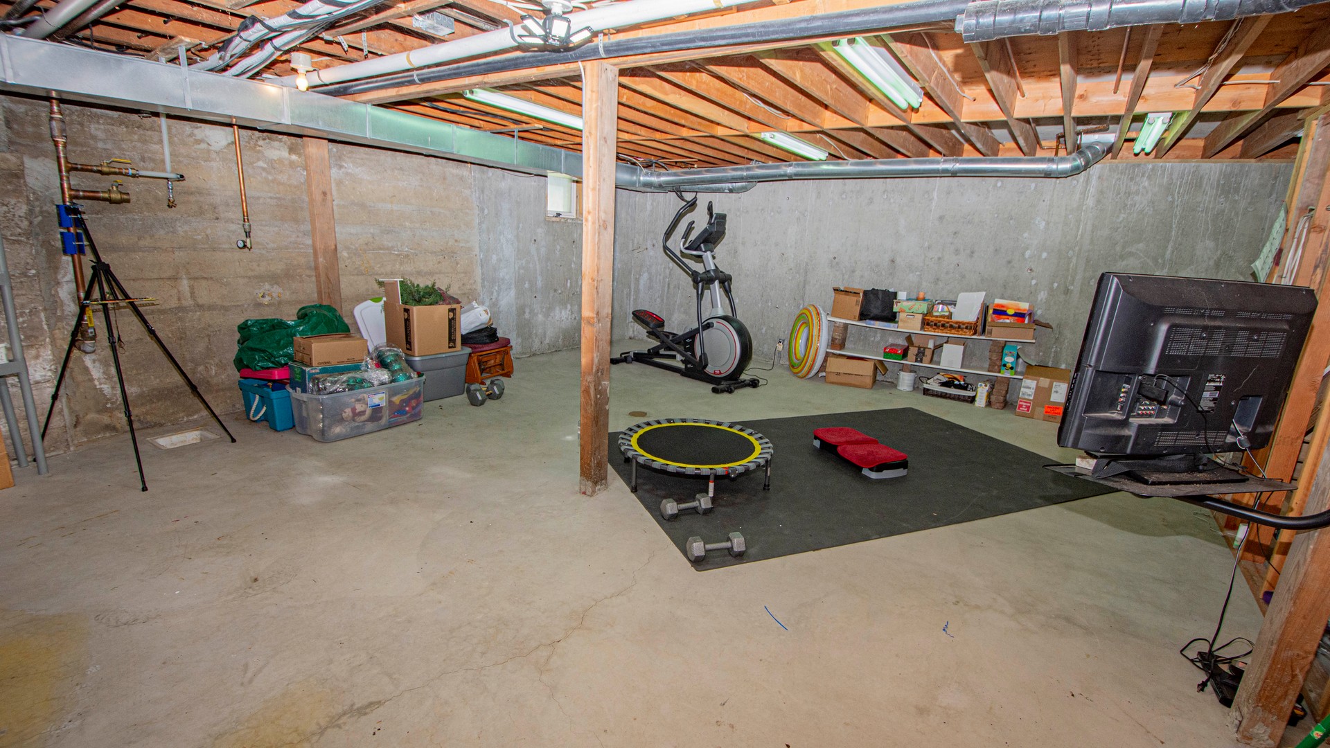 Bonners Ferry, Idaho, 83805, United States, 4 Bedrooms Bedrooms, ,4 BathroomsBathrooms,Residential,For Sale,1920426