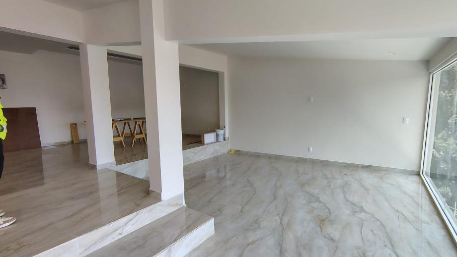 Atizapán de Zaragoza, Estado de méxico, 52957, Mexico, 3 Bedrooms Bedrooms, ,5 BathroomsBathrooms,Residential,For Sale,1917011