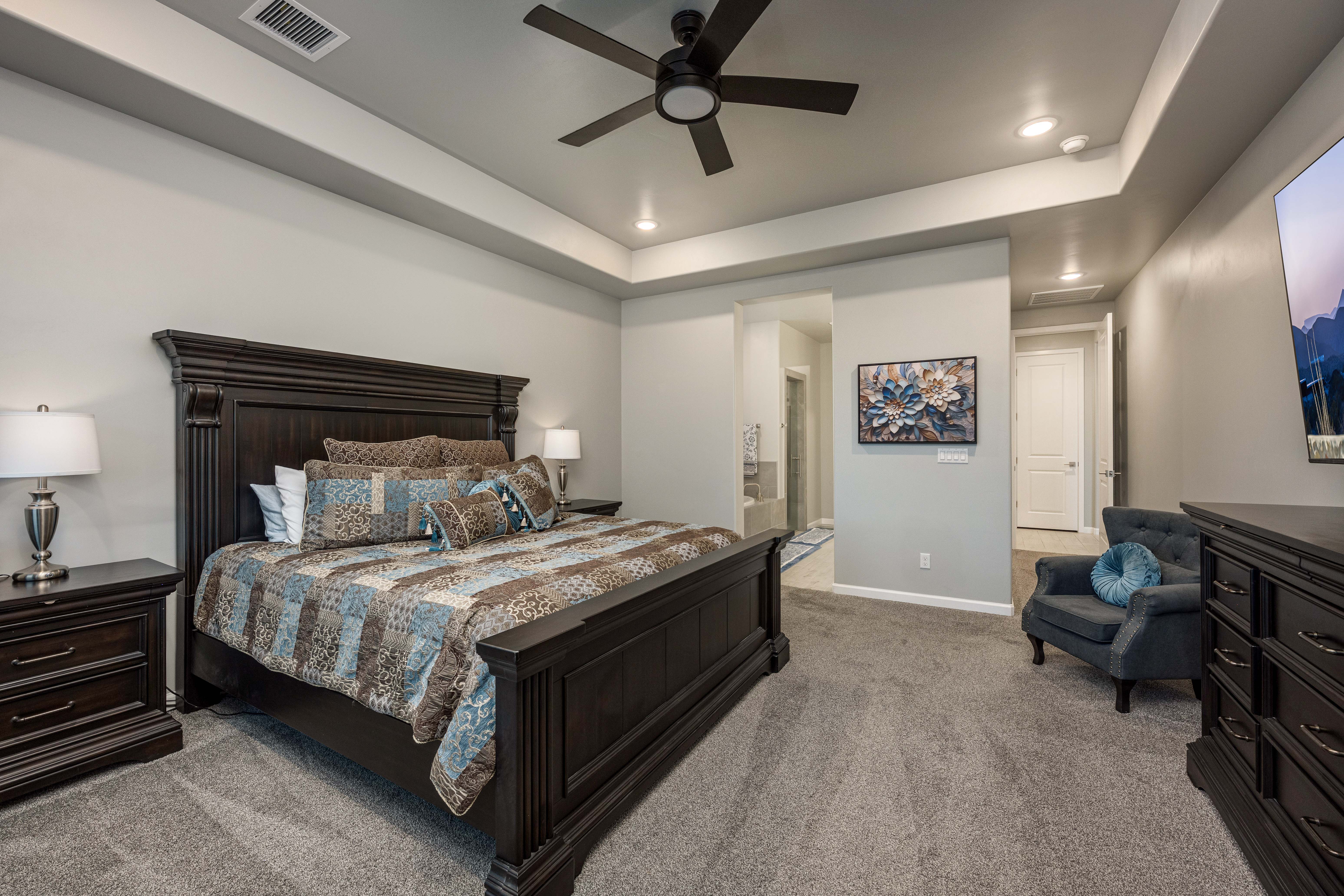 Las Cruces, New Mexico, 88011, United States, 5 Bedrooms Bedrooms, ,3 BathroomsBathrooms,Residential,For Sale,1983891