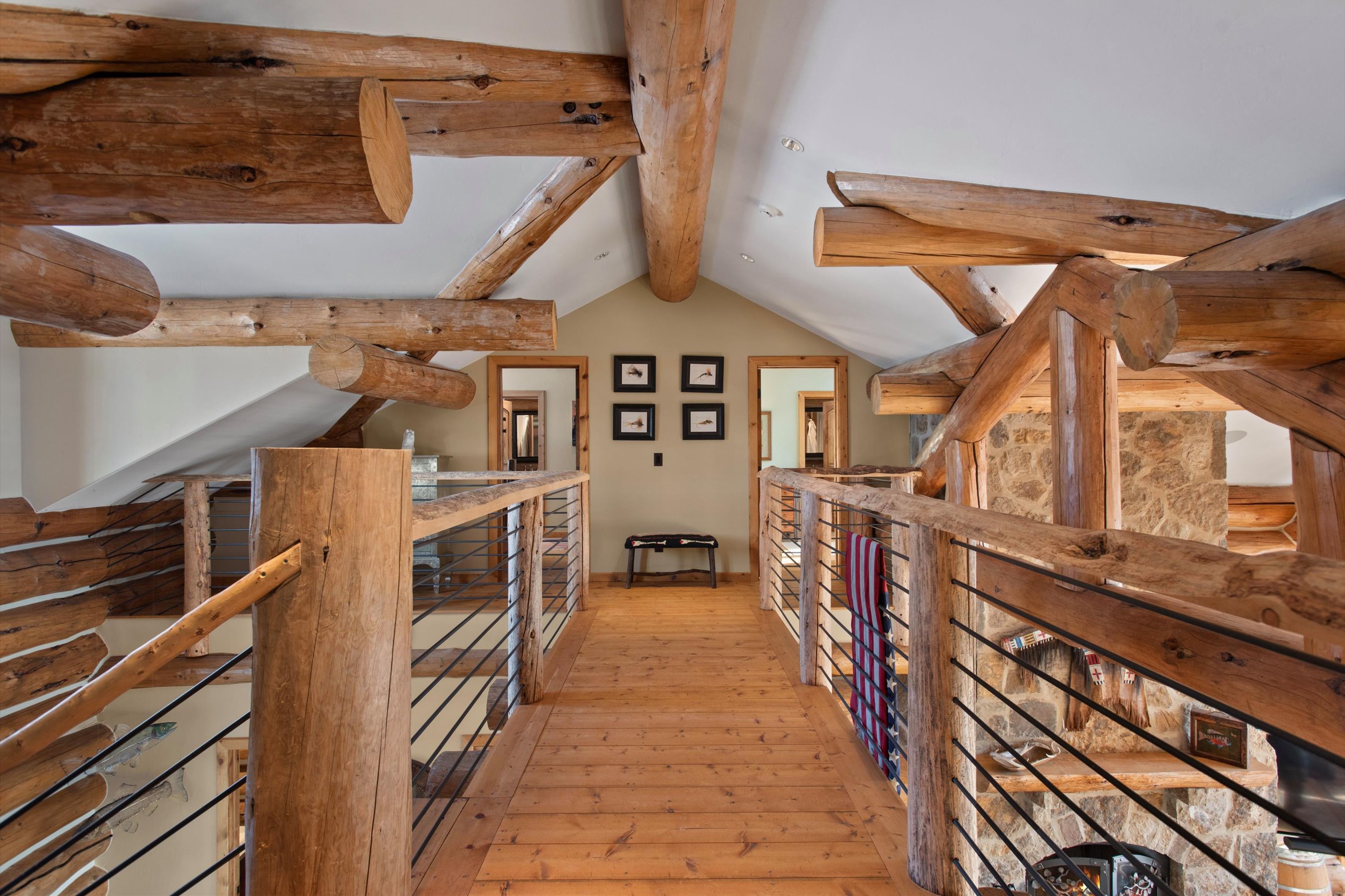  Timeless Log Home on 12+ Acres in Snowmass  Sweeping Mountain Views - 物件實景