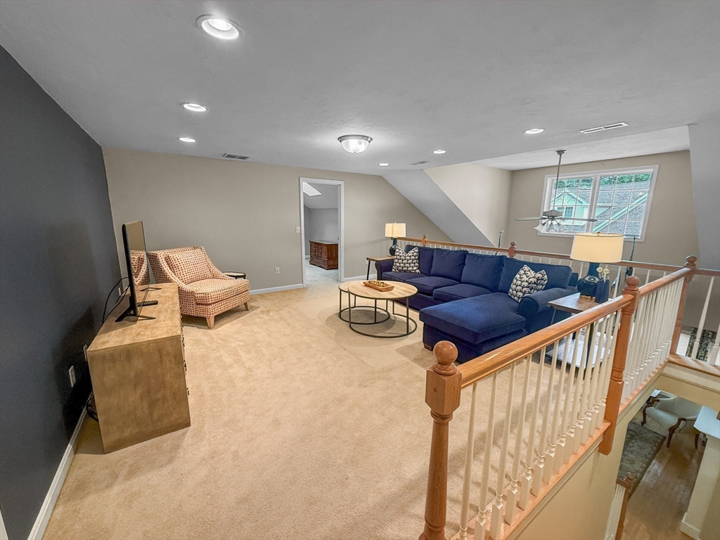 Haverhill, Massachusetts, 01830, United States, 2 Bedrooms Bedrooms, ,3 BathroomsBathrooms,Residential,For Sale,1940361