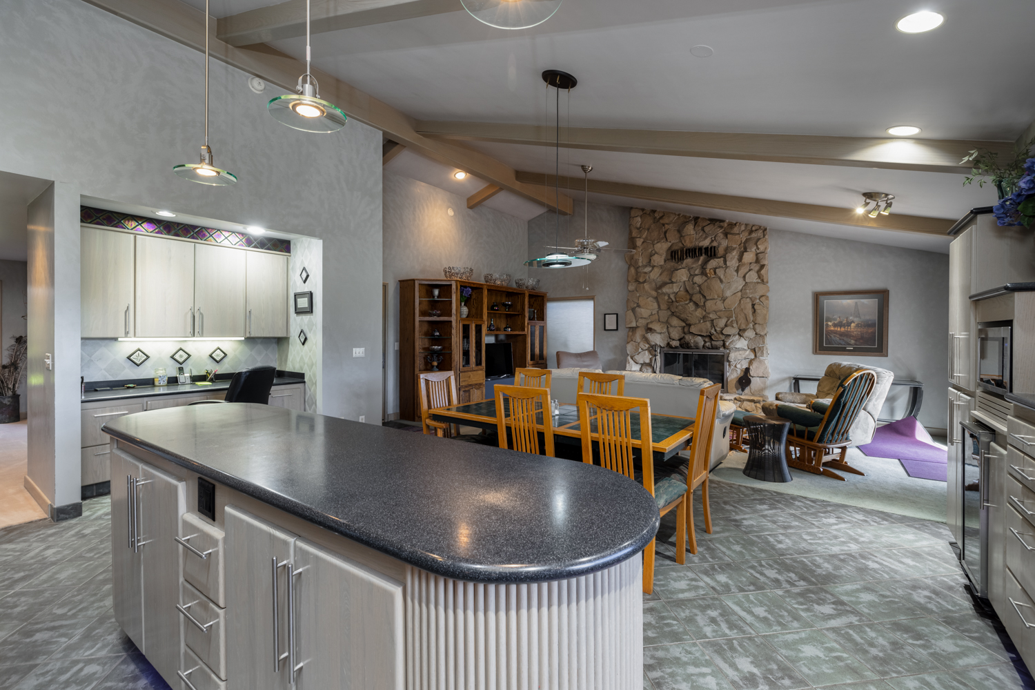 Vernal, Utah, 84078, United States, 3 Bedrooms Bedrooms, ,3 BathroomsBathrooms,Residential,For Sale,2014063