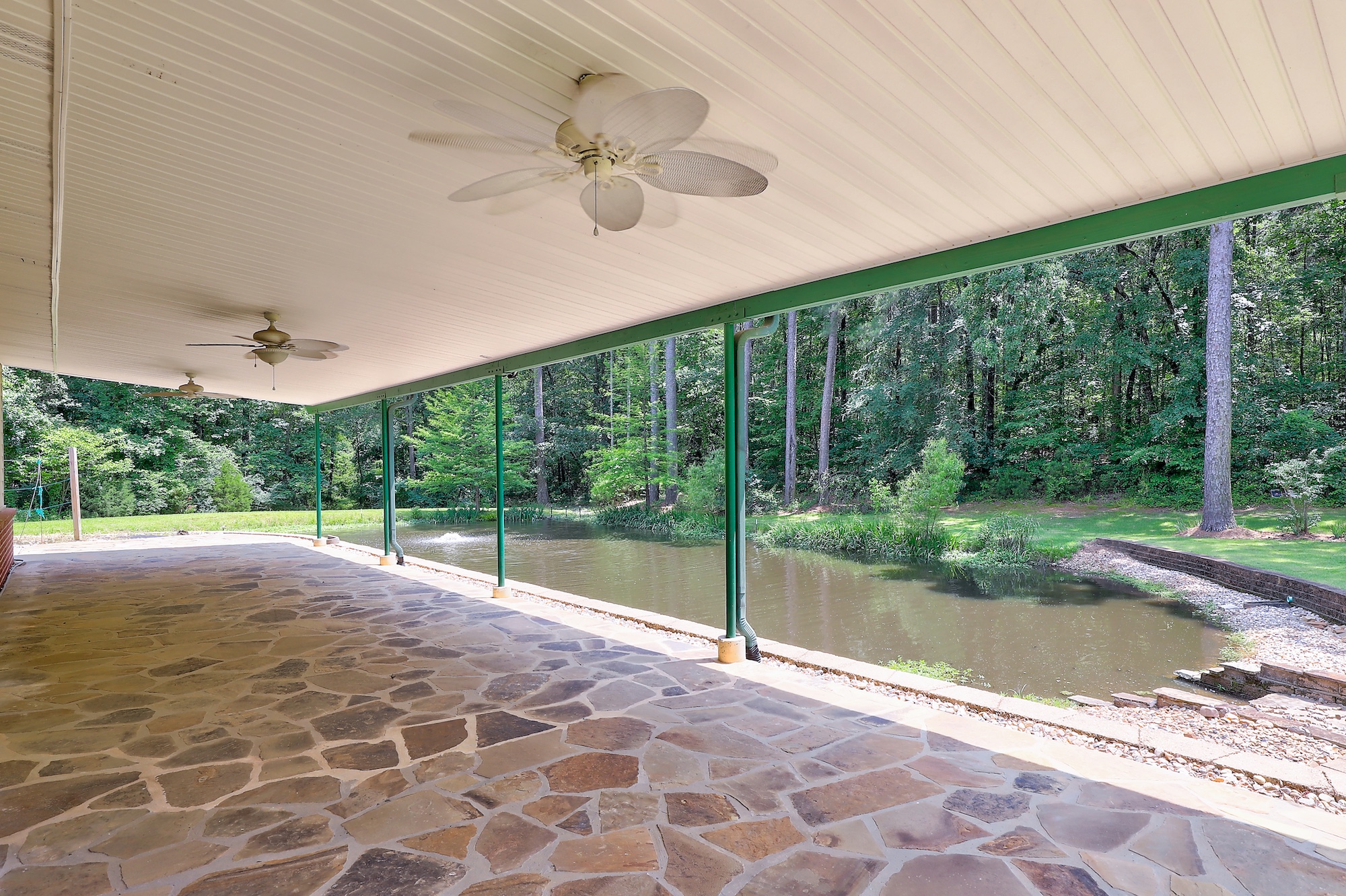 Texarkana, Texas, 75503, United States, 3 Bedrooms Bedrooms, ,4 BathroomsBathrooms,Residential,For Sale,1841636