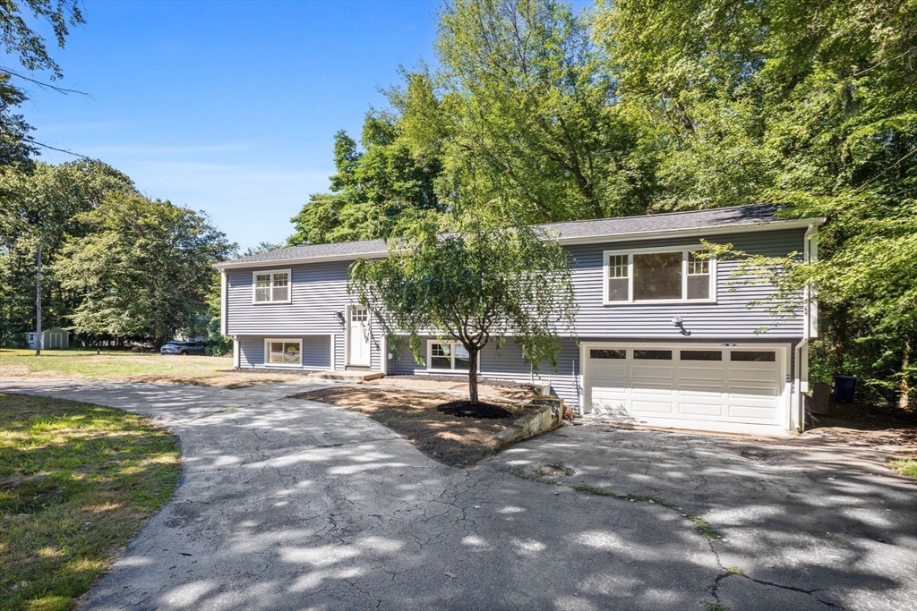 Hanover, Massachusetts, 02339, United States, 4 Bedrooms Bedrooms, ,3 BathroomsBathrooms,Residential,For Sale,1930429