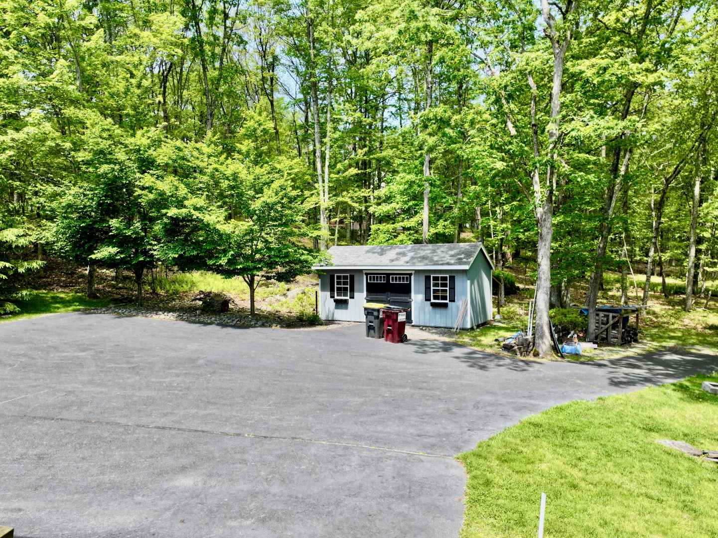 Hawley, Pennsylvania, 18428, United States, 3 Bedrooms Bedrooms, ,4 BathroomsBathrooms,Residential,For Sale,1846687