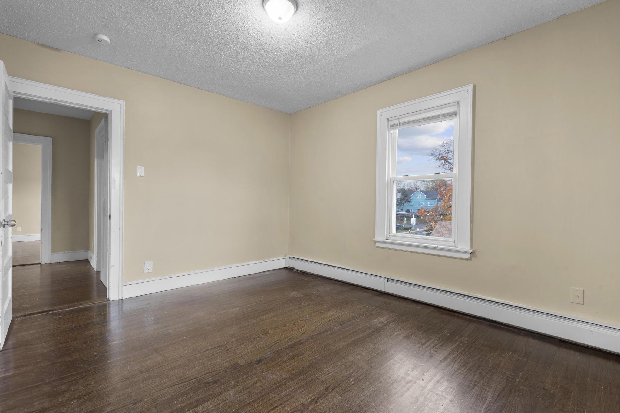 New Britain, Connecticut, 06053, United States, 6 Bedrooms Bedrooms, ,3 BathroomsBathrooms,Residential,For Sale,1989479