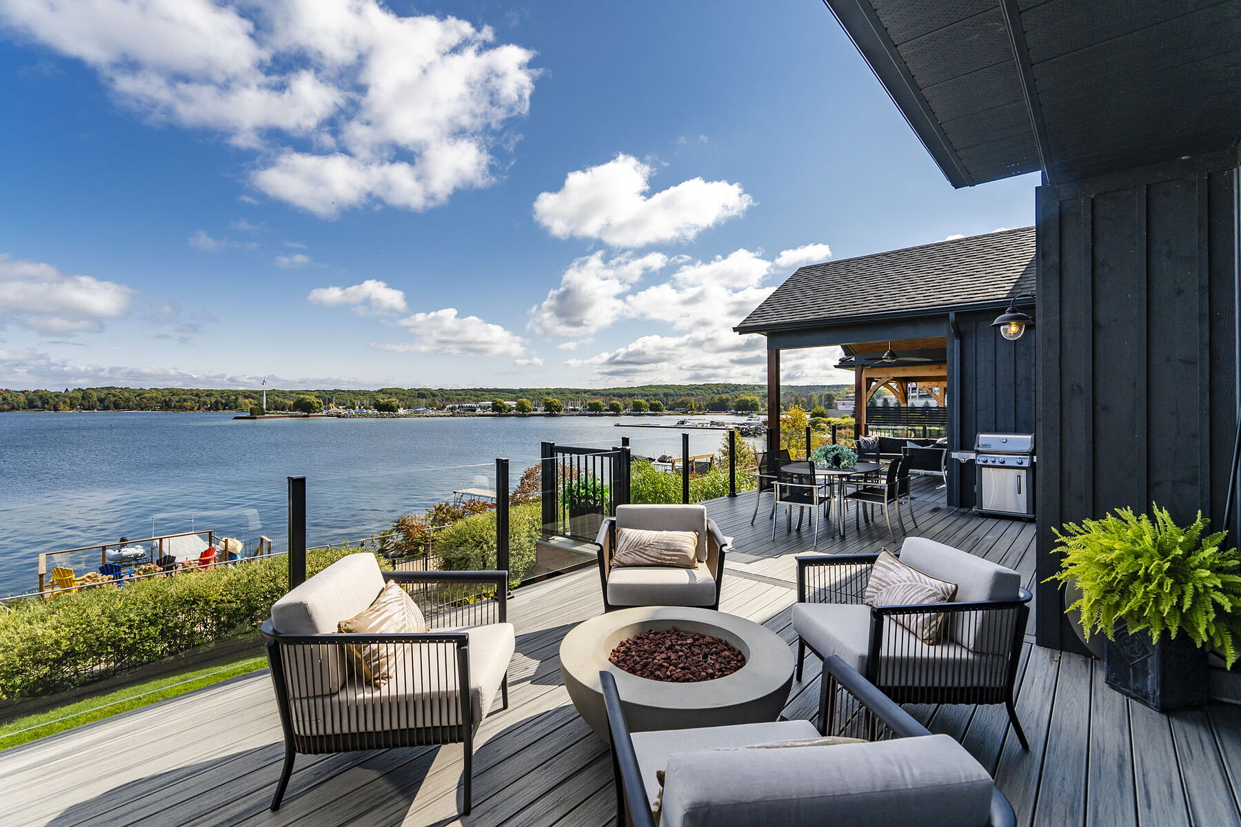  Lakefront Modern Masterpiece - 物件實景