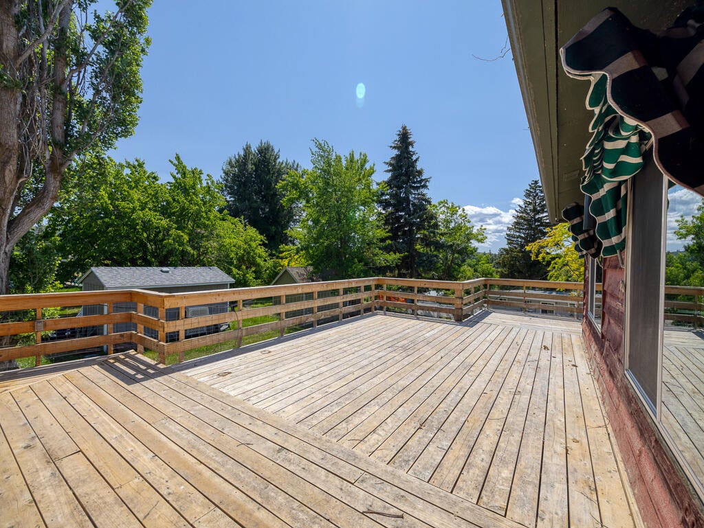 Klamath Falls, Oregon, 97601, United States, 3 Bedrooms Bedrooms, ,3 BathroomsBathrooms,Residential,For Sale,1859648