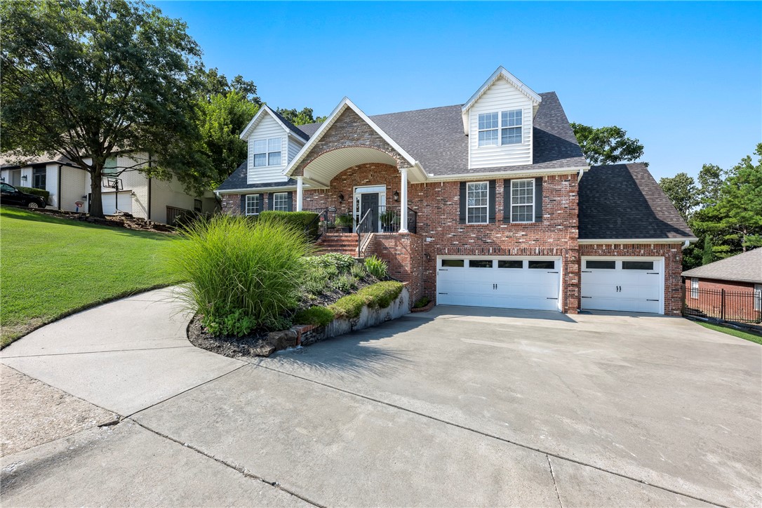 2370 E Meandering Way, Fayetteville, Arkansas, 72701, United States, 4 Bedrooms Bedrooms, ,5 BathroomsBathrooms,Residential,For Sale,2370 E Meandering Way,1618973