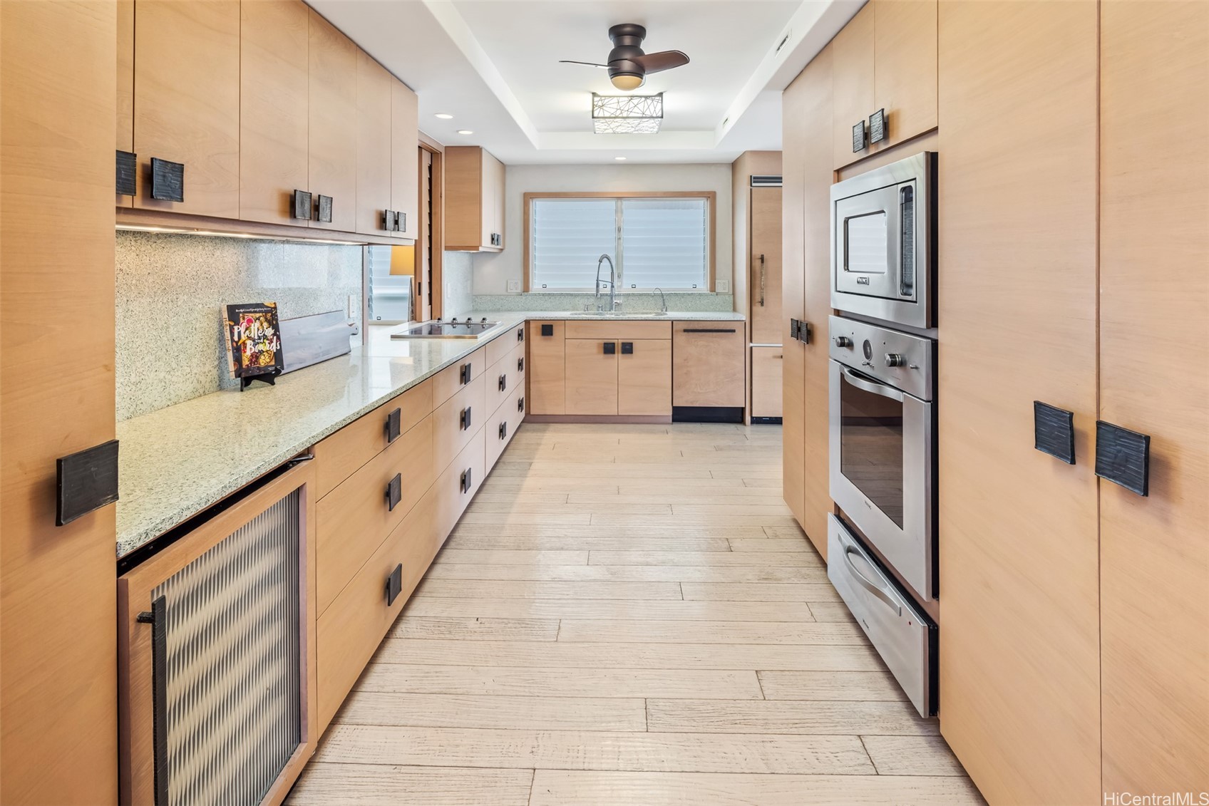 Honolulu, Hawaii, 96815, United States, 2 Bedrooms Bedrooms, ,2 BathroomsBathrooms,Residential,For Sale,1938853