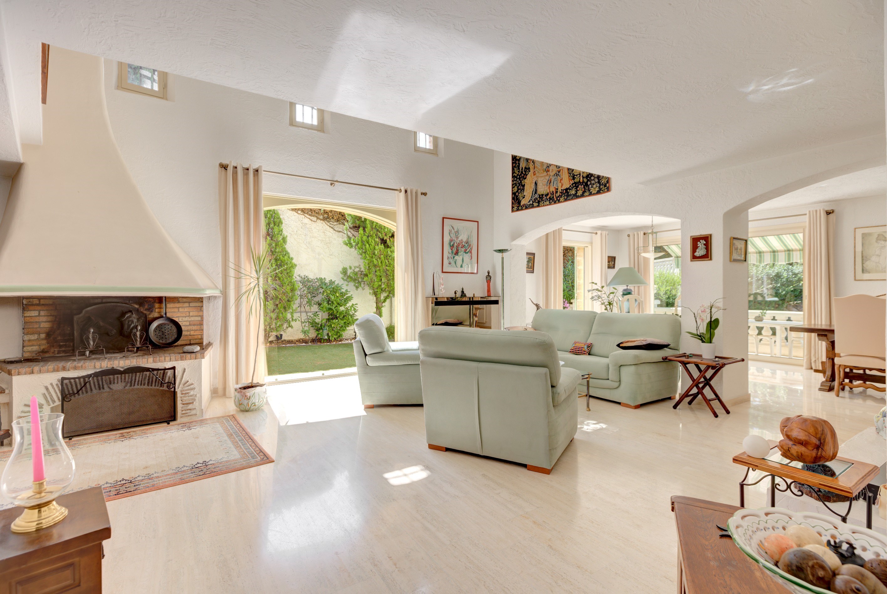  Villa for sale in Cannes with pool, pool house and sea view - 物件實景