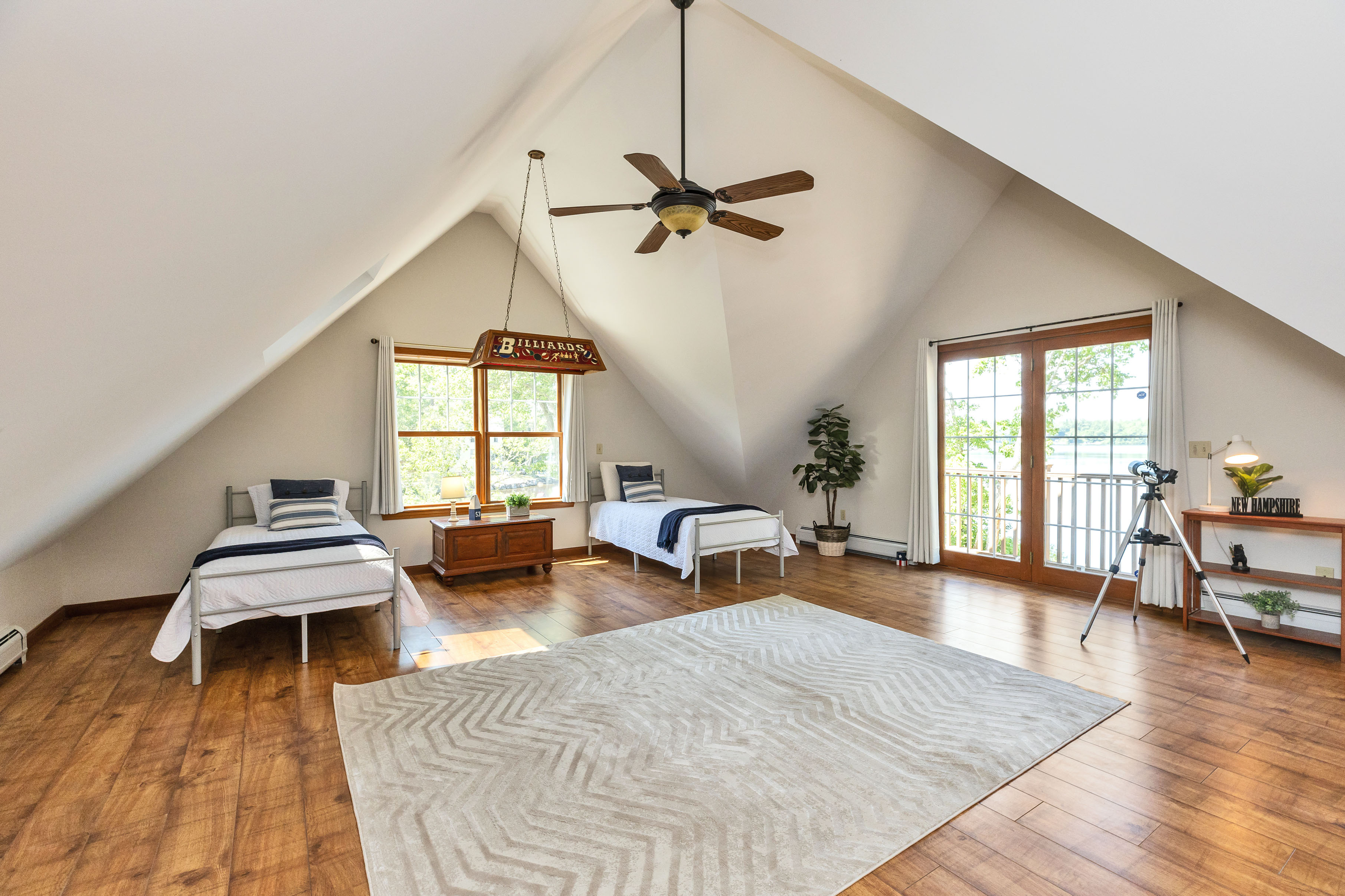  363 Woodbound Road - 物件實景