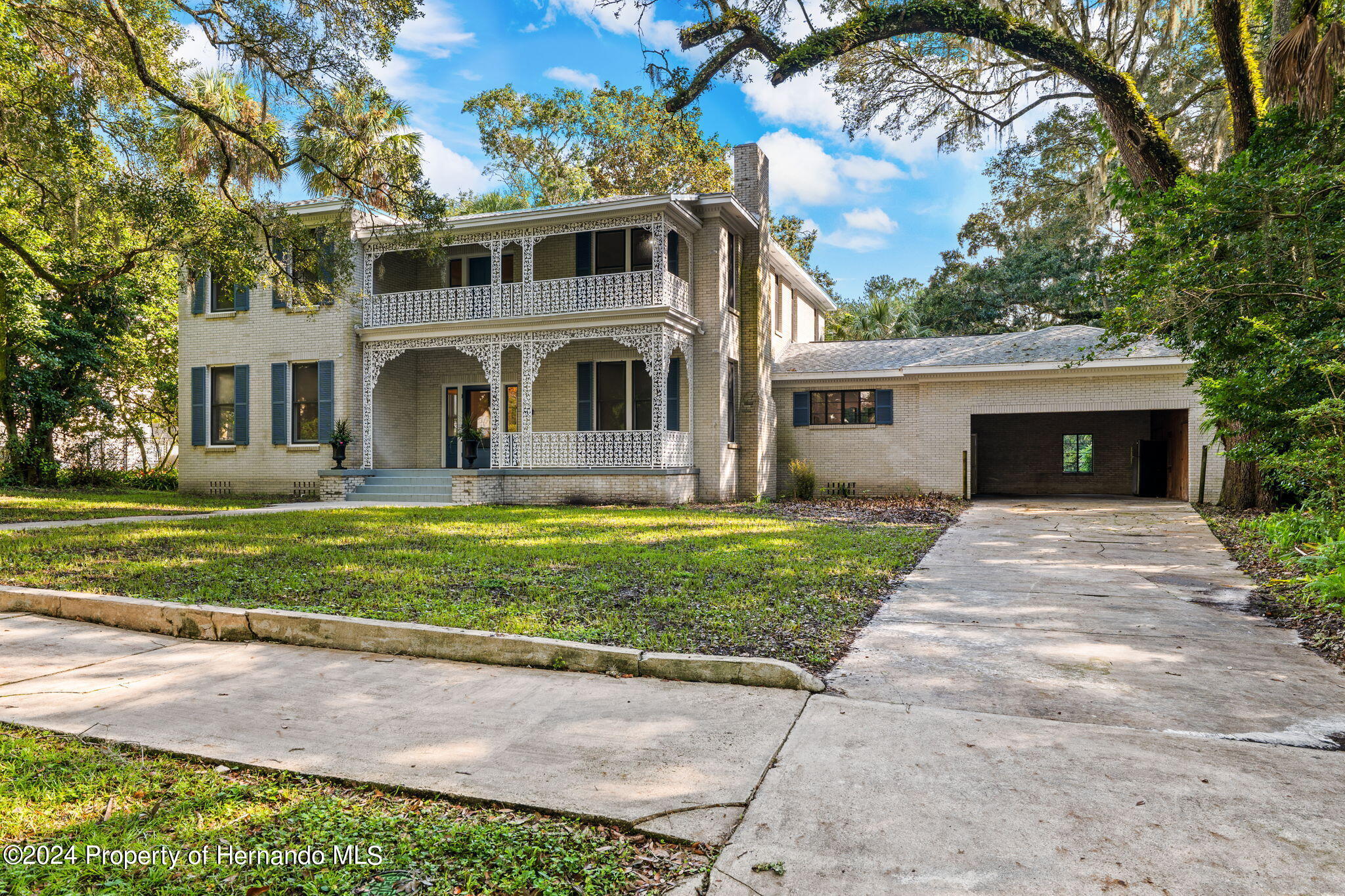 Brooksville, Florida, 34601, United States, 5 Bedrooms Bedrooms, ,3 BathroomsBathrooms,Residential,For Sale,1923467