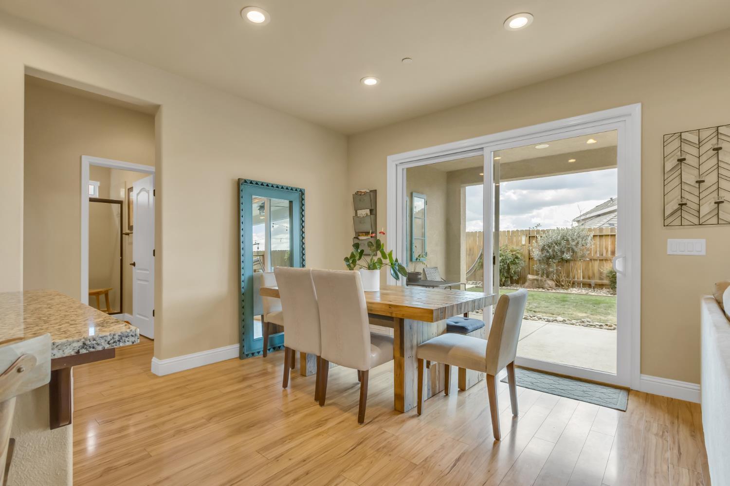 Rocklin, California, 95765, United States, 4 Bedrooms Bedrooms, ,3 BathroomsBathrooms,Residential,For Sale,1914175