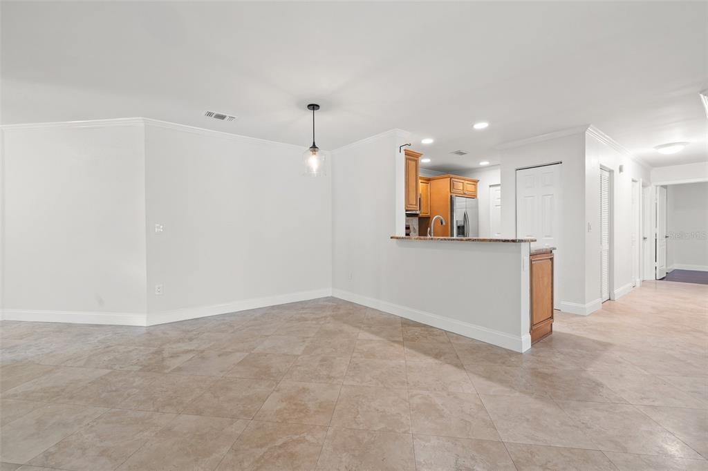 Tampa, Florida, 33602, United States, 3 Bedrooms Bedrooms, ,2 BathroomsBathrooms,Residential,For Sale,1885753