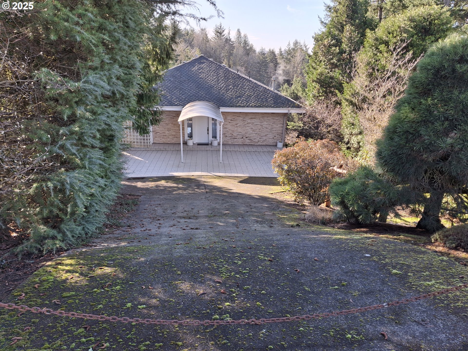 Portland, Oregon, 97229, United States, 3 Bedrooms Bedrooms, ,4 BathroomsBathrooms,Residential,For Sale,1982517