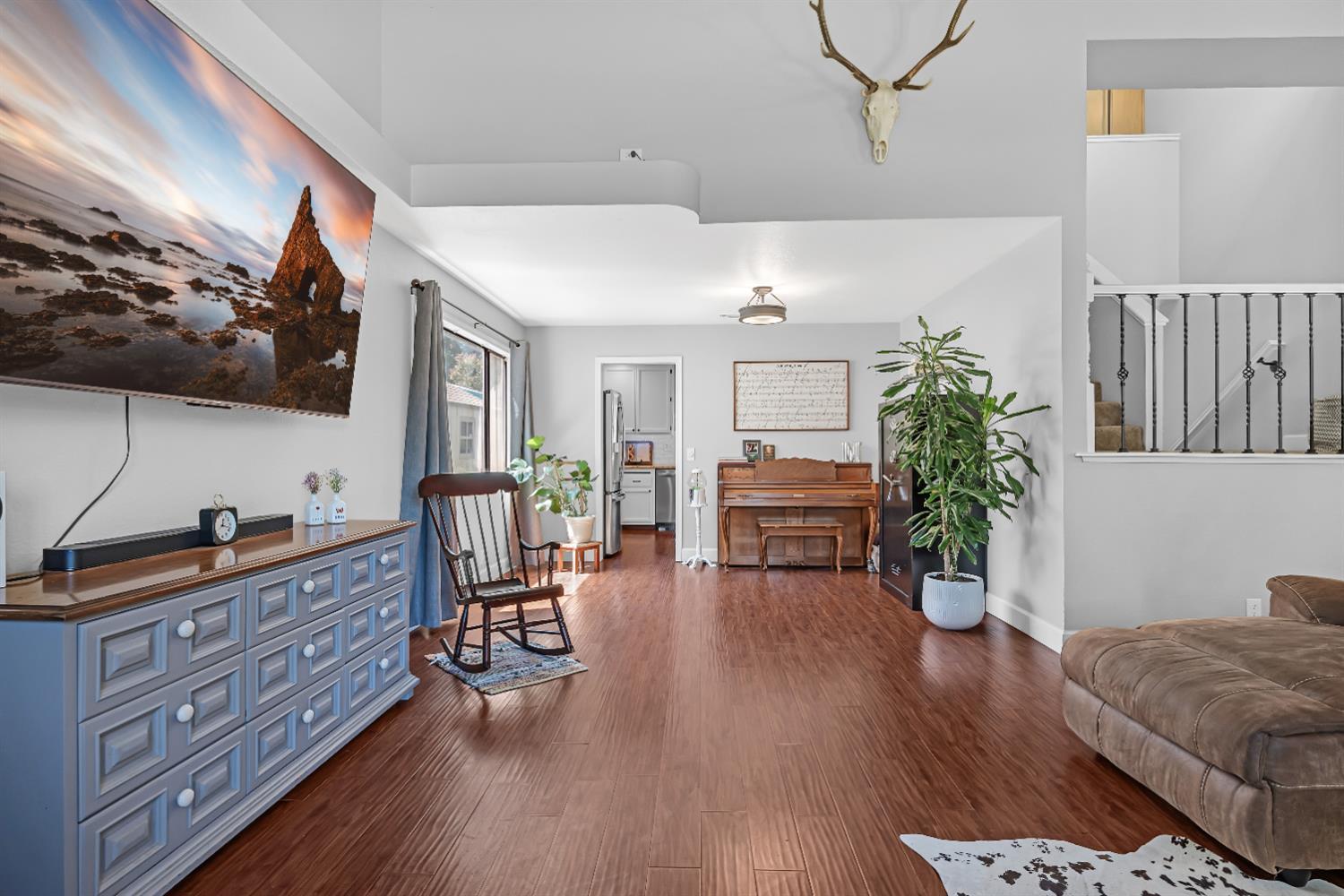 Cameron Park, California, 95682, United States, 4 Bedrooms Bedrooms, ,3 BathroomsBathrooms,Residential,For Sale,1942524