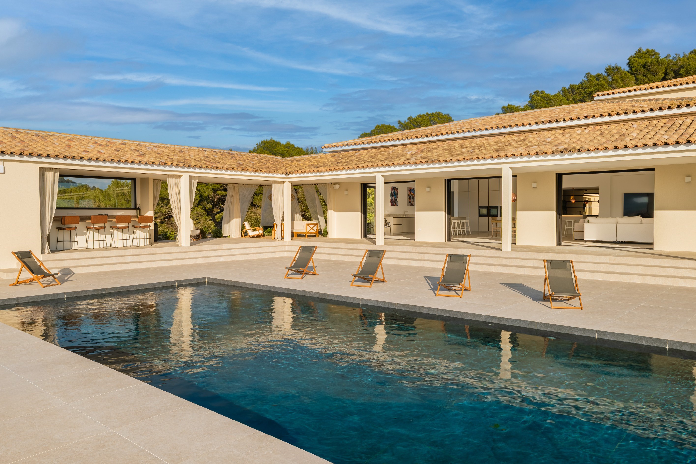  Mougins, private estate for sale, 533 sqm, panoramic views, guest house and 2.2… - 物件實景