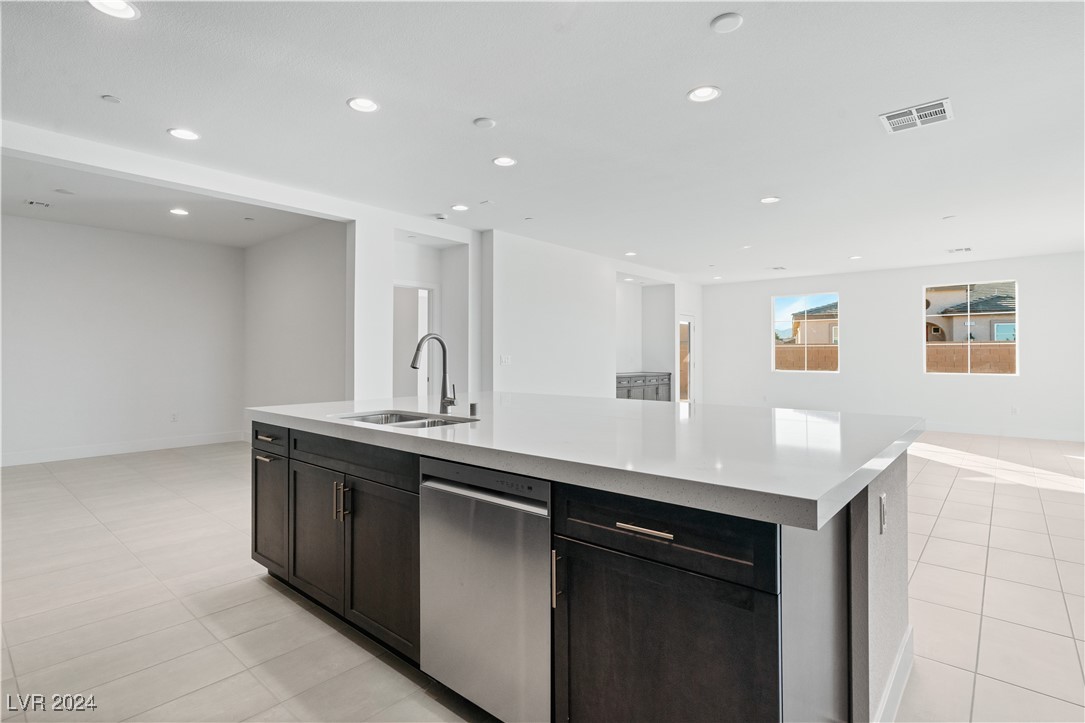 1005 Warsaw Avenue, Henderson, Nevada, 89015, United States, 4 Bedrooms Bedrooms, ,3 BathroomsBathrooms,Residential,For Sale,1005 Warsaw Avenue,1660795