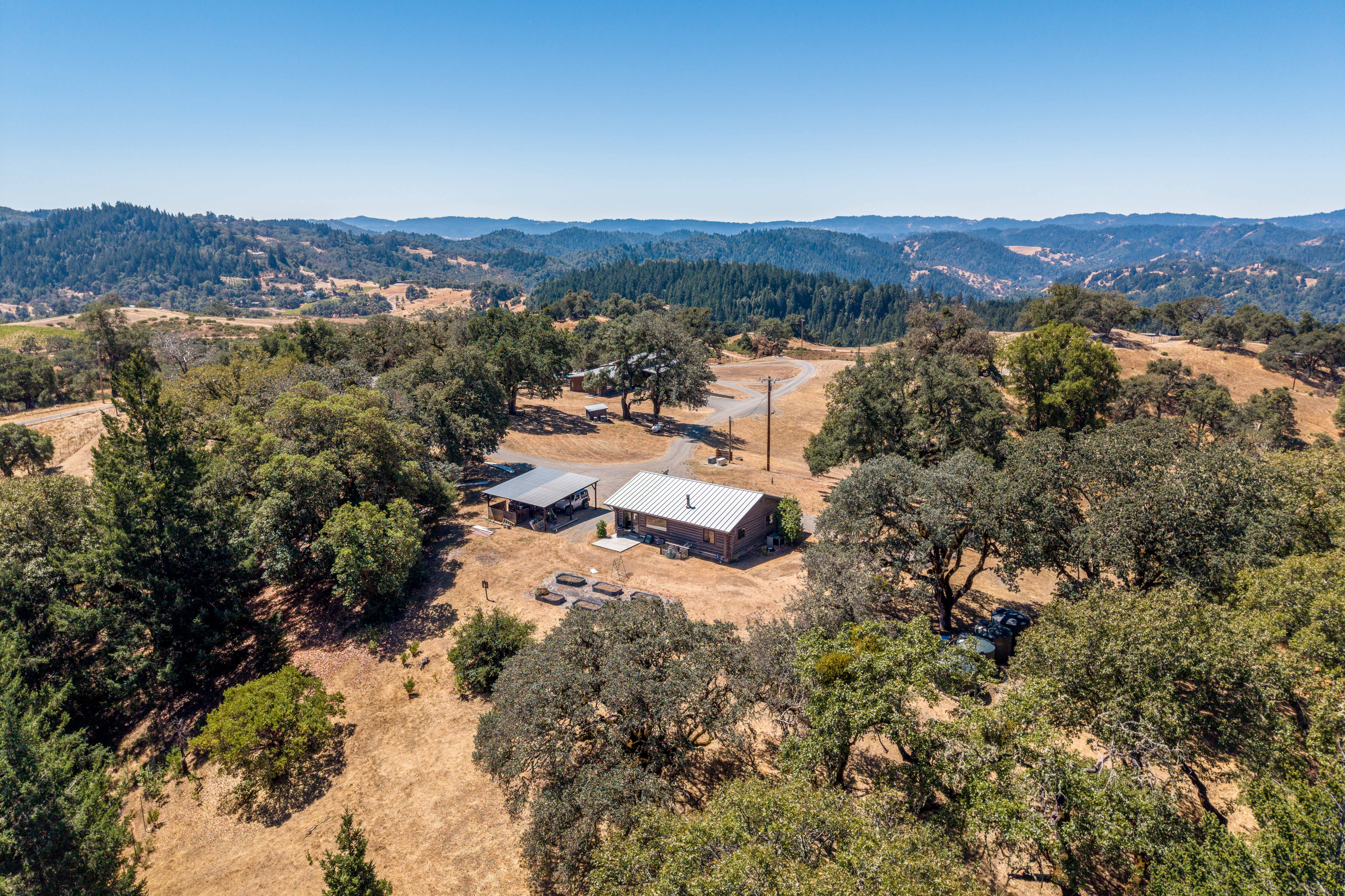  18115 Highlands Ridge Road, Yorkville, CA 95494 - 物件實景