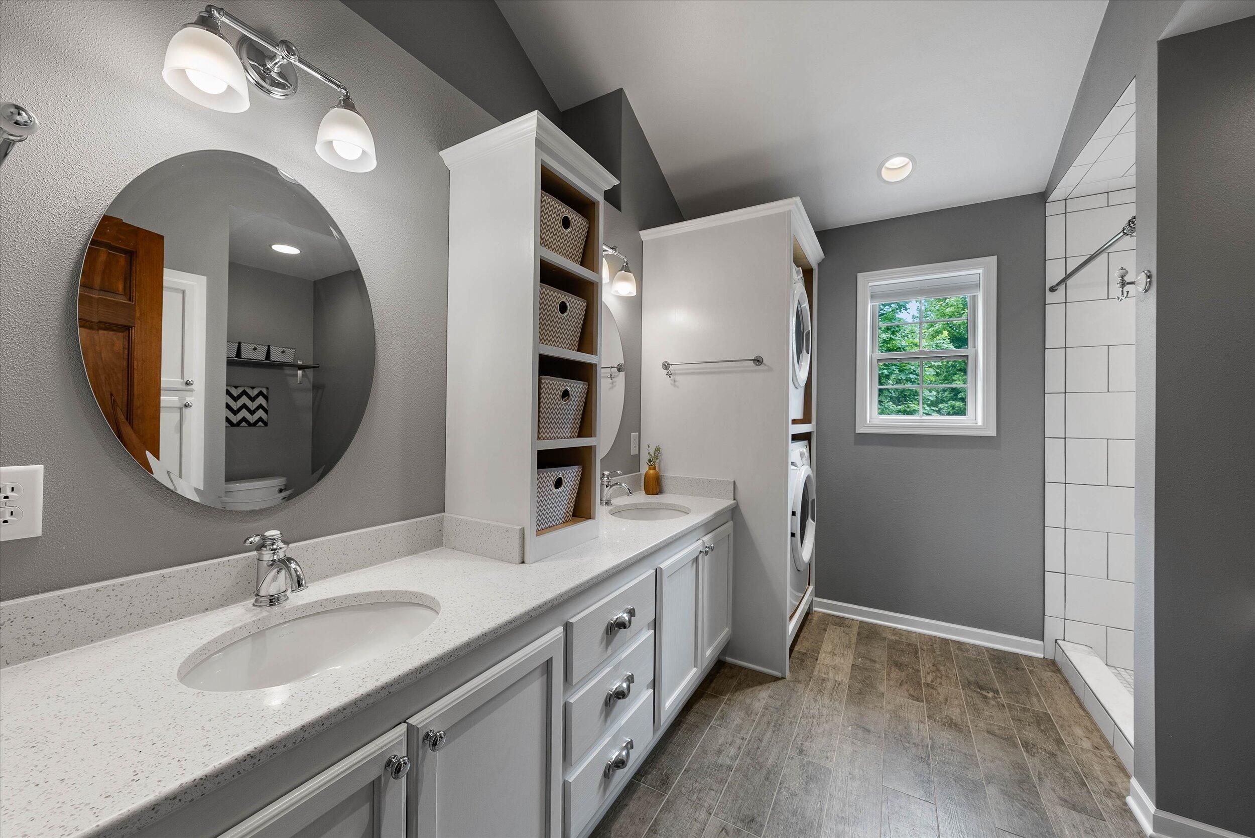 Germantown, Wisconsin, 53022, United States, 3 Bedrooms Bedrooms, ,3 BathroomsBathrooms,Residential,For Sale,1987563