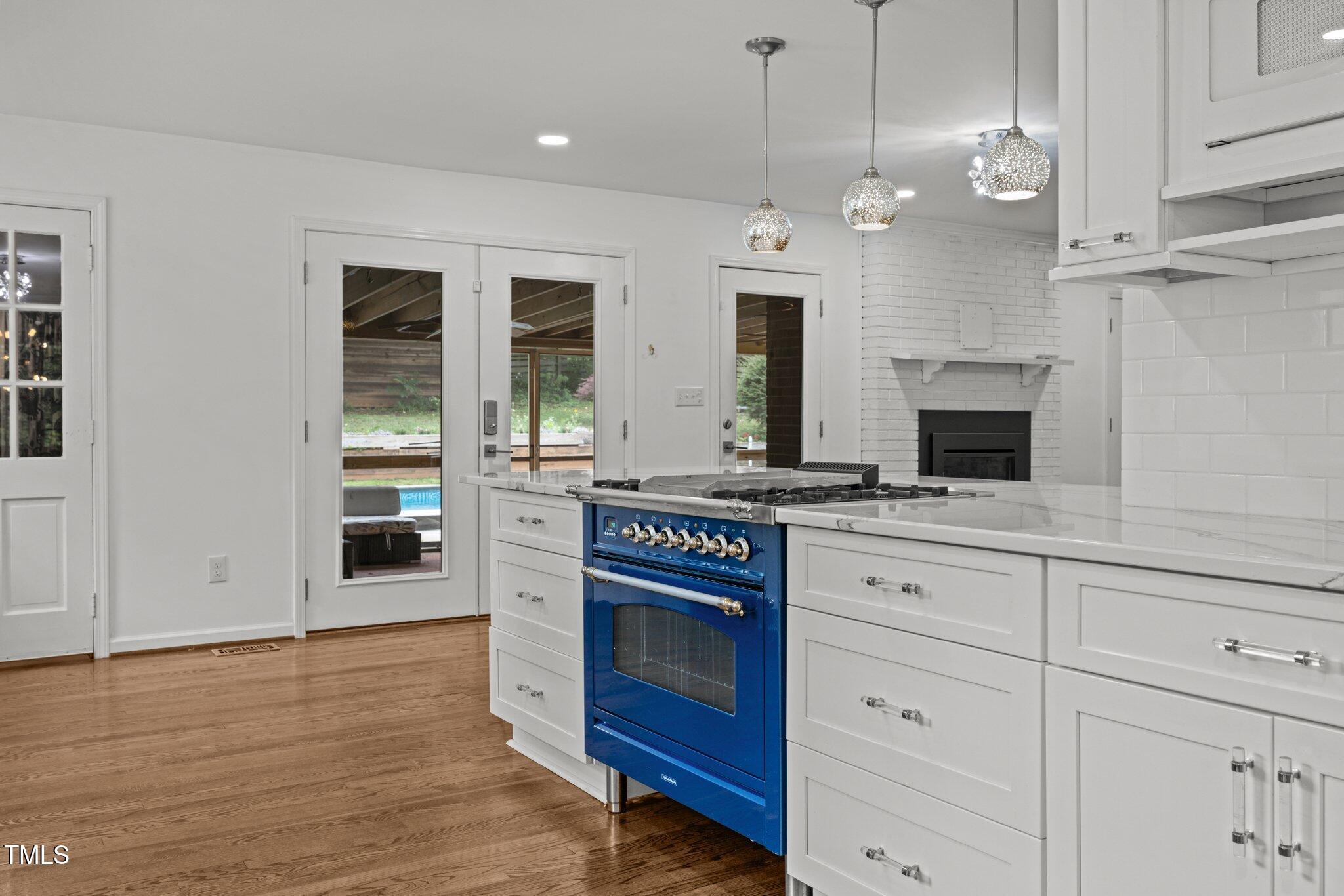 Raleigh, North Carolina, 27606, United States, 5 Bedrooms Bedrooms, ,2 BathroomsBathrooms,Residential,For Sale,1857756