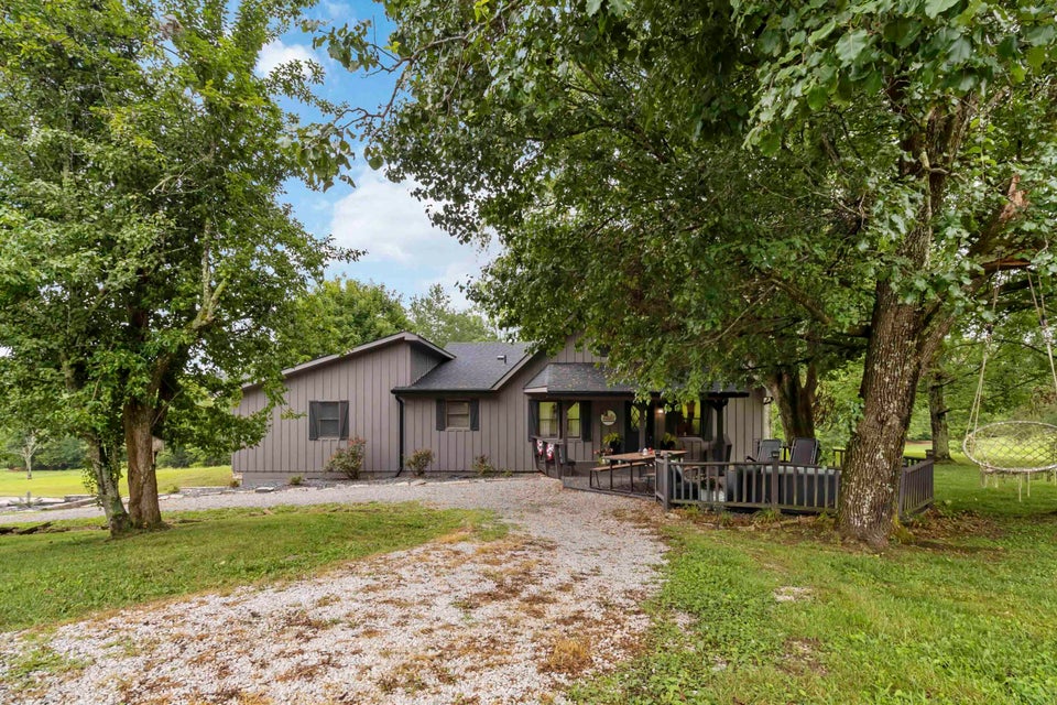 Somerset, Kentucky, 42503, United States, 4 Bedrooms Bedrooms, ,3 BathroomsBathrooms,Residential,For Sale,1938431