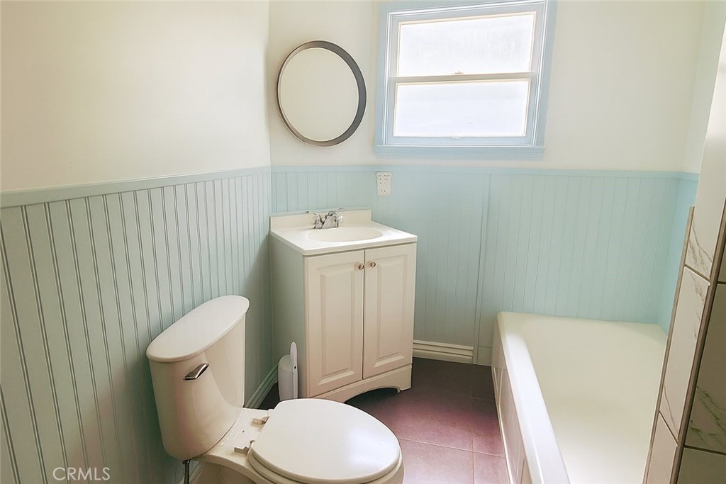 Los Angeles, California, 90019, United States, ,Residential,For Sale,1905705