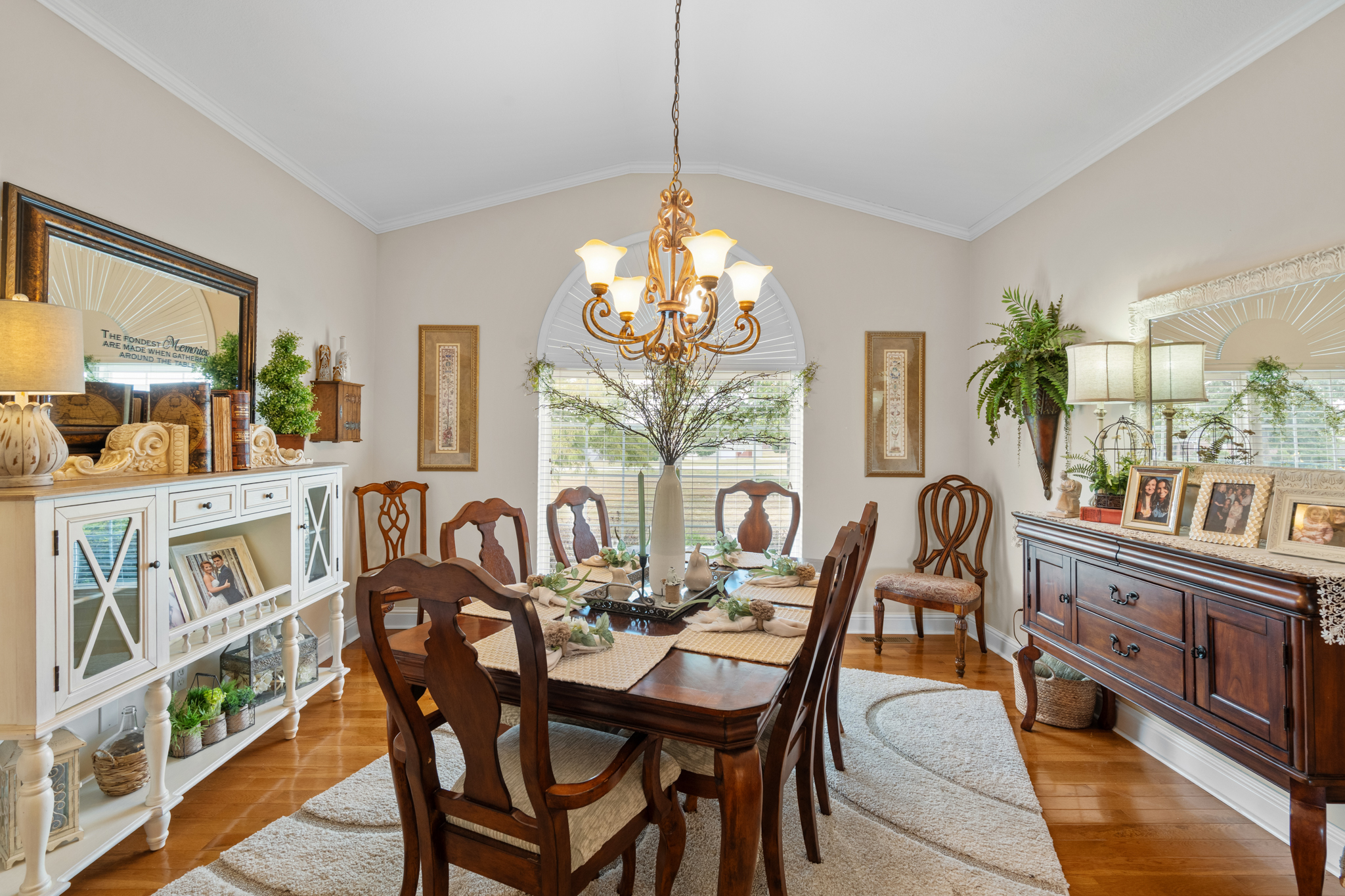 Poplar Bluff, Missouri, 63901, United States, 6 Bedrooms Bedrooms, ,3 BathroomsBathrooms,Residential,For Sale,1977359