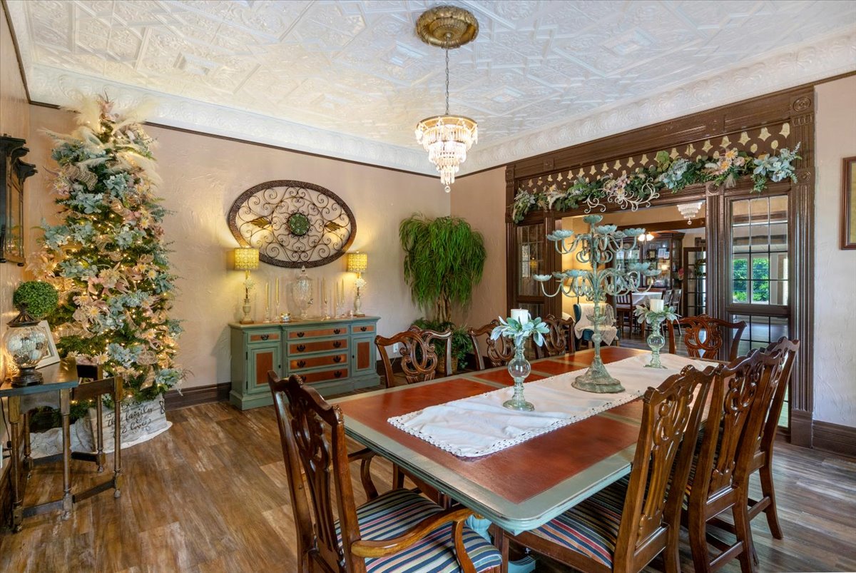 Carthage, Texas, 75633, United States, 5 Bedrooms Bedrooms, ,4 BathroomsBathrooms,Residential,For Sale,1804016