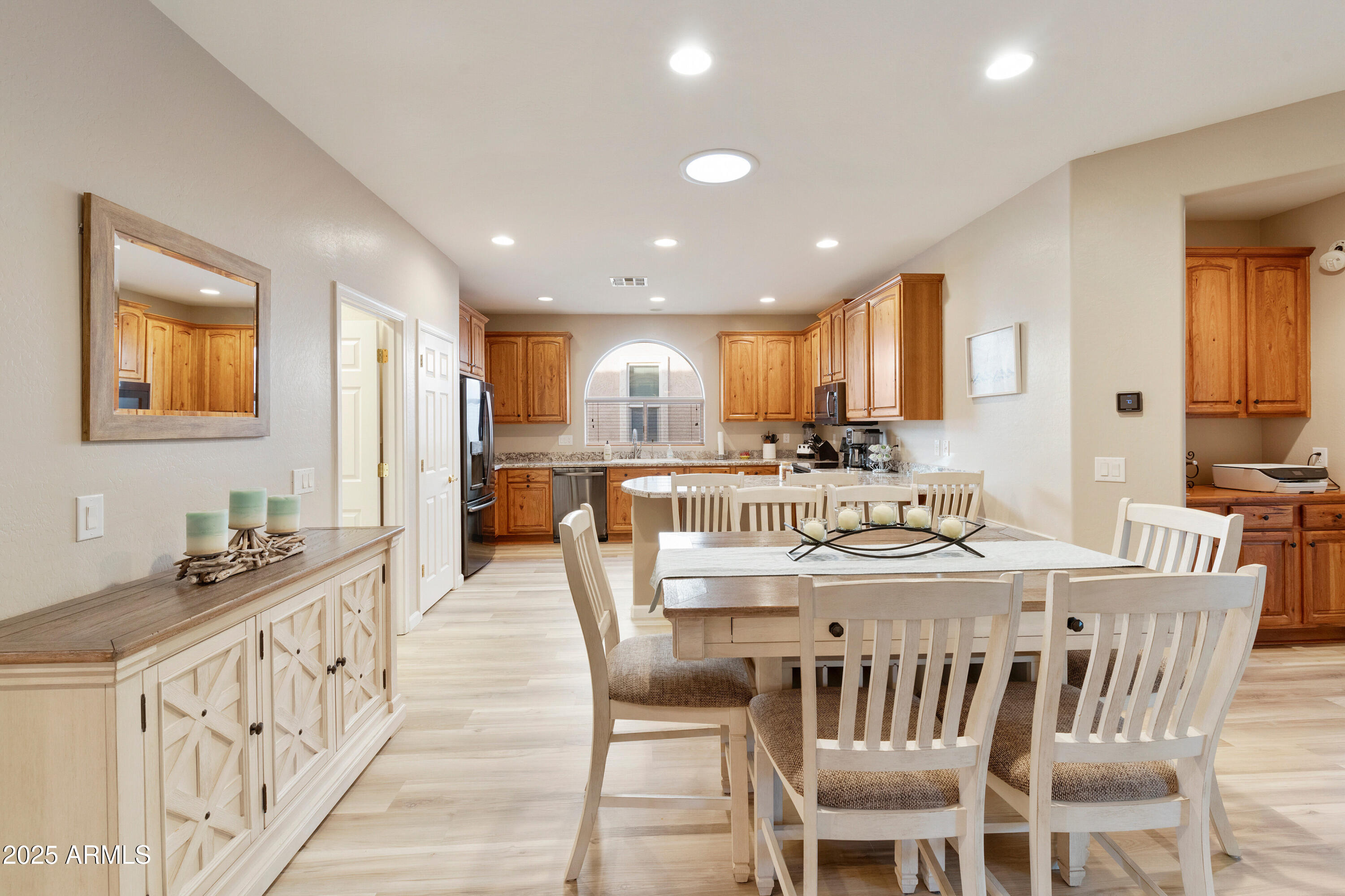 Gilbert, Arizona, 85298, United States, 2 Bedrooms Bedrooms, ,2 BathroomsBathrooms,Residential,For Sale,1994328