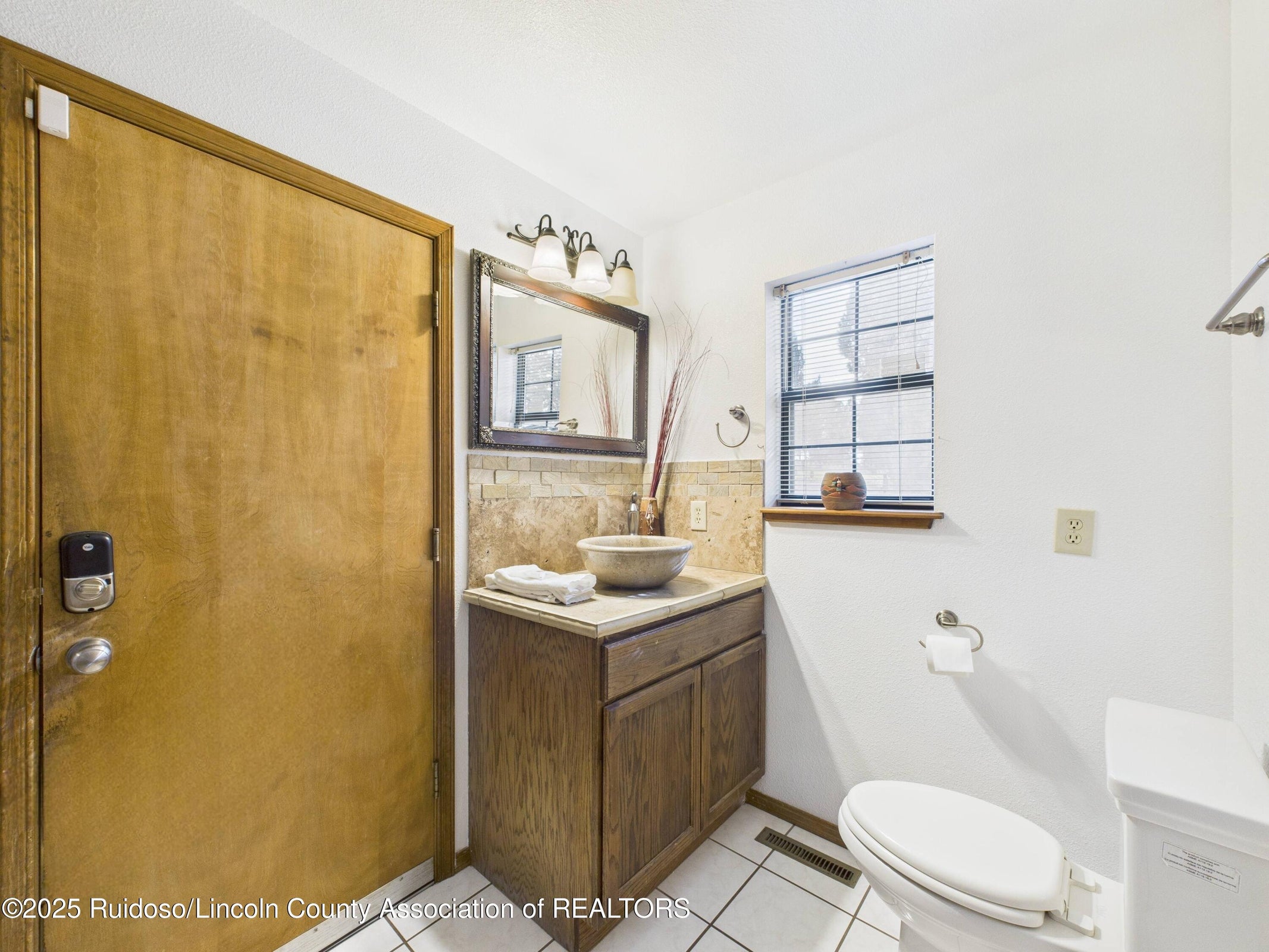 Ruidoso, New Mexico, 88345, United States, 5 Bedrooms Bedrooms, ,4 BathroomsBathrooms,Residential,For Sale,2006103