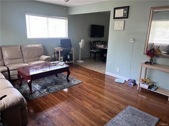Los Angeles, California, 90002, United States, 4 Bedrooms Bedrooms, ,Residential,For Sale,1915787