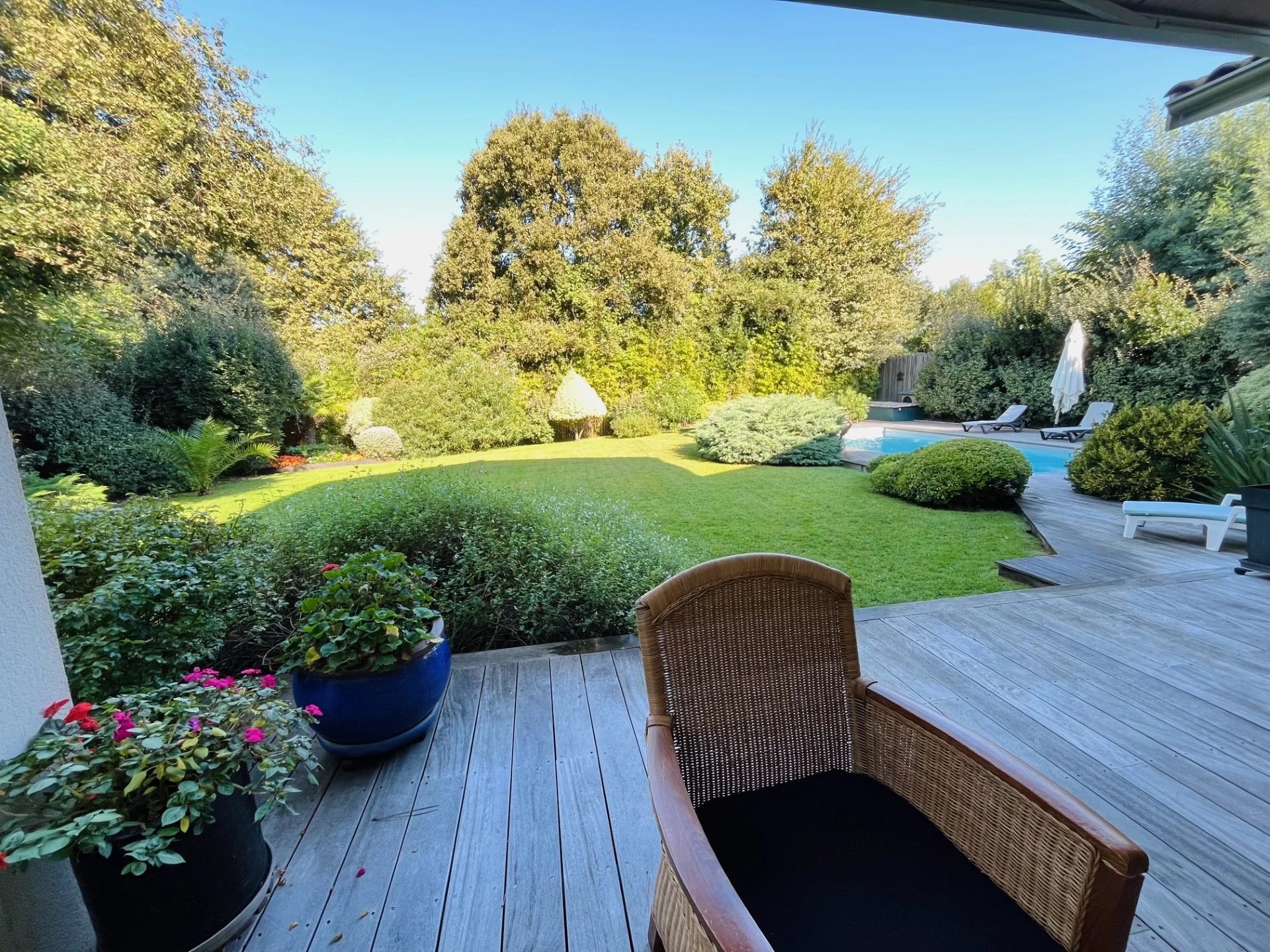 Arcachon, New Aquitaine, 33120, FR, 4 Bedrooms Bedrooms, ,Residential,For Sale,1672062