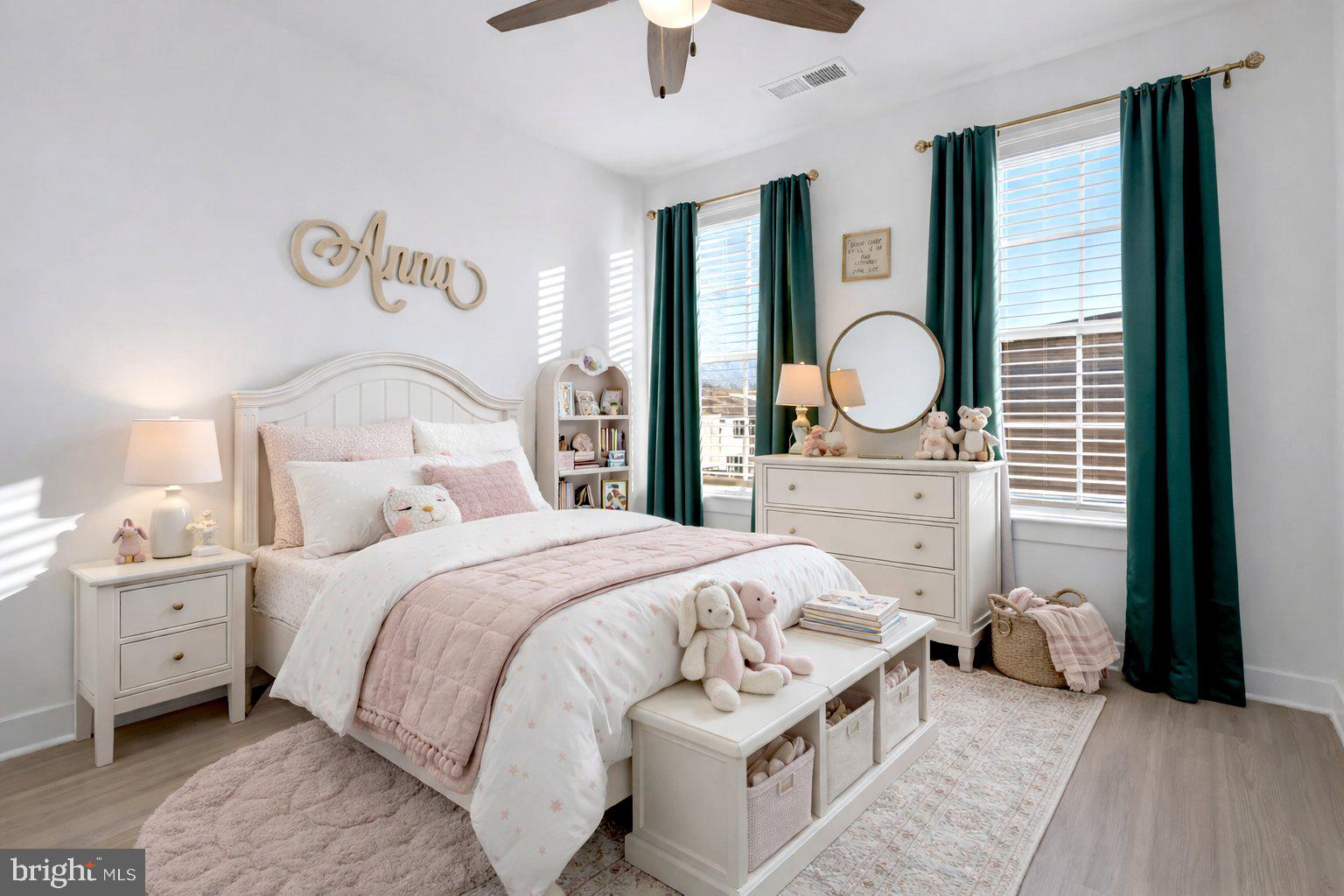 Laurel, Maryland, 20724, United States, 5 Bedrooms Bedrooms, ,5 BathroomsBathrooms,Residential,For Sale,2010373