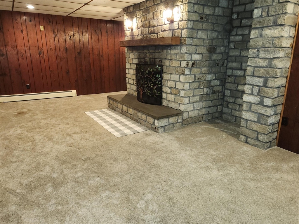 Shrewsbury, Massachusetts, 01545, United States, 4 Bedrooms Bedrooms, ,4 BathroomsBathrooms,Residential,For Sale,1768769