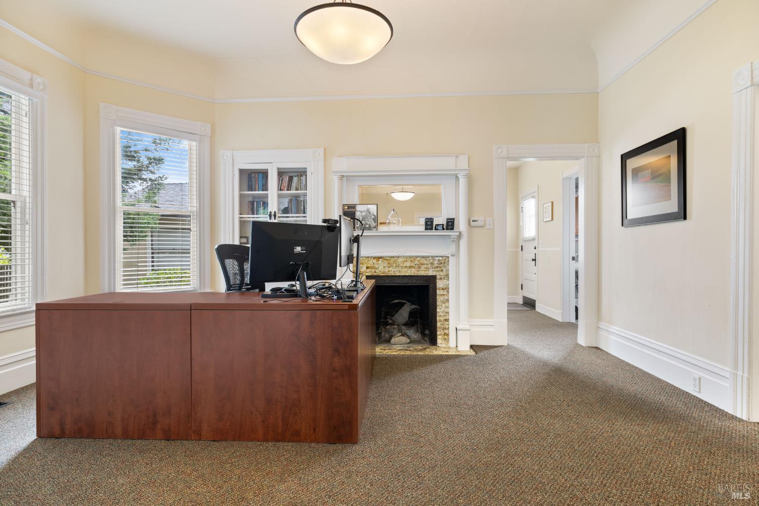 Petaluma, California, 94952, United States, 2 Bedrooms Bedrooms, ,1 BathroomBathrooms,Residential,For Sale,1921349