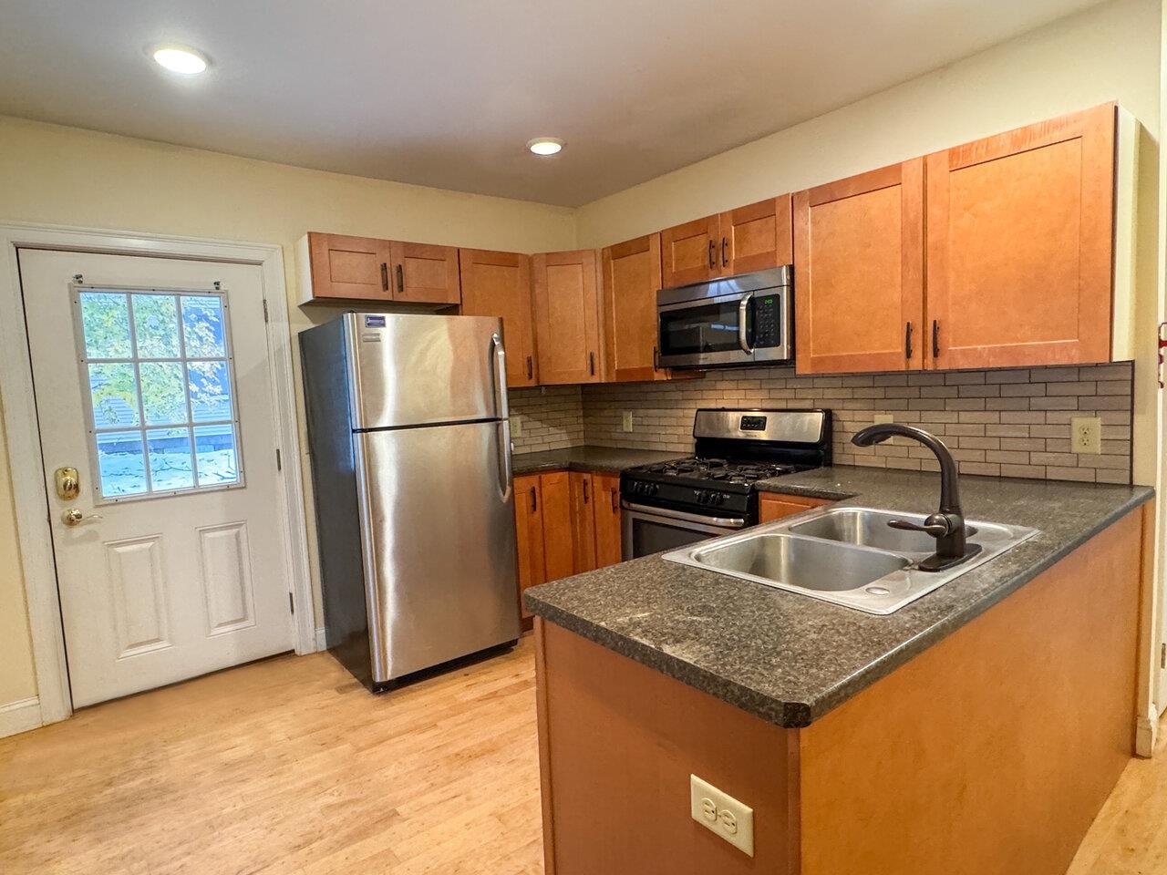 Burlington, Vermont, 05401, United States, ,Residential,For Sale,1990307