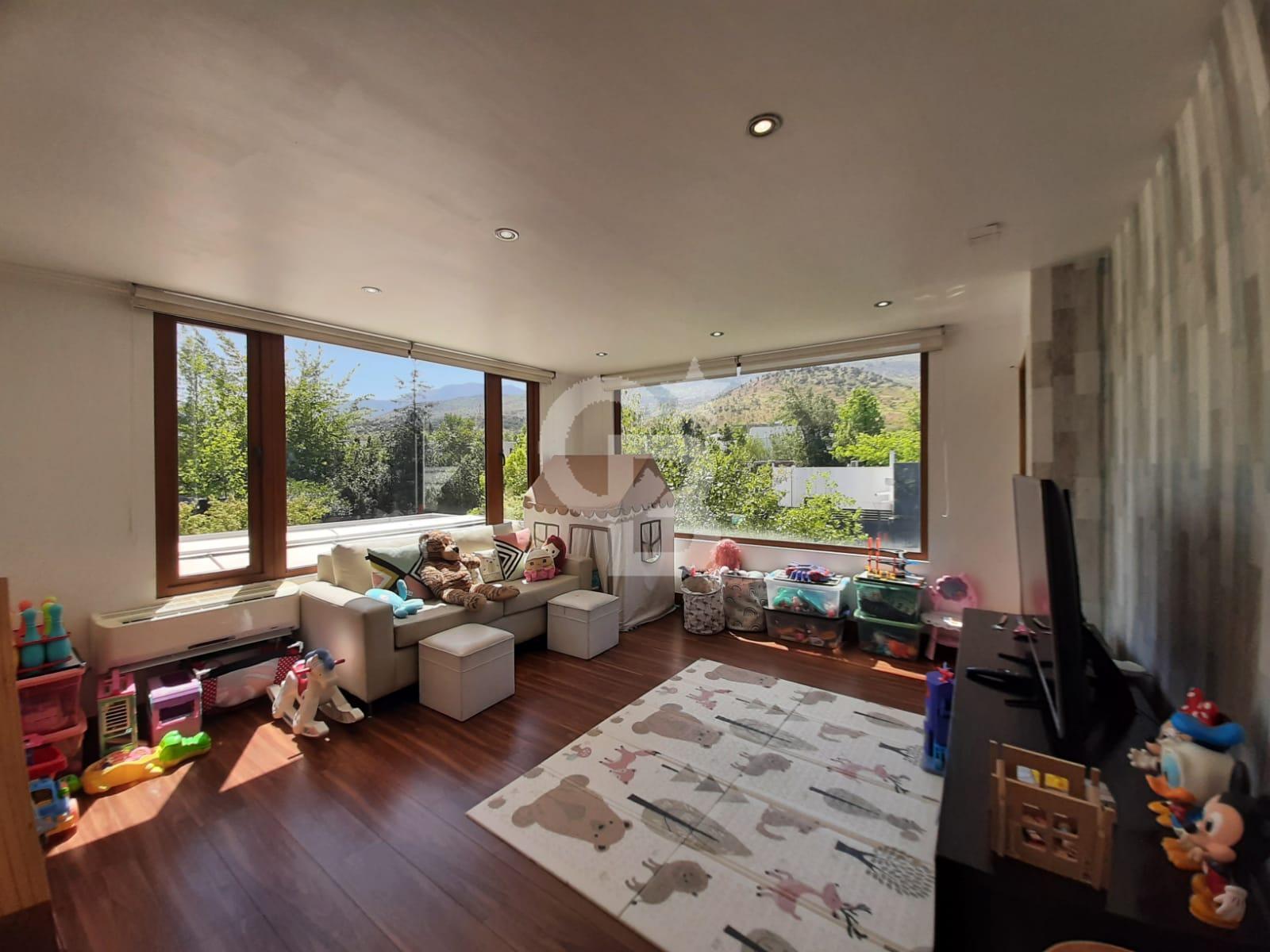 Colina, Chile, 4 Bedrooms Bedrooms, ,4 BathroomsBathrooms,Residential,For Sale,1967973