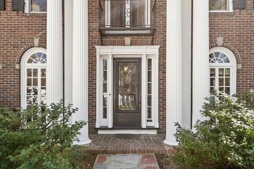 Newton, Massachusetts, 02467, United States, 3 Bedrooms Bedrooms, ,3 BathroomsBathrooms,Residential,For Sale,1938808